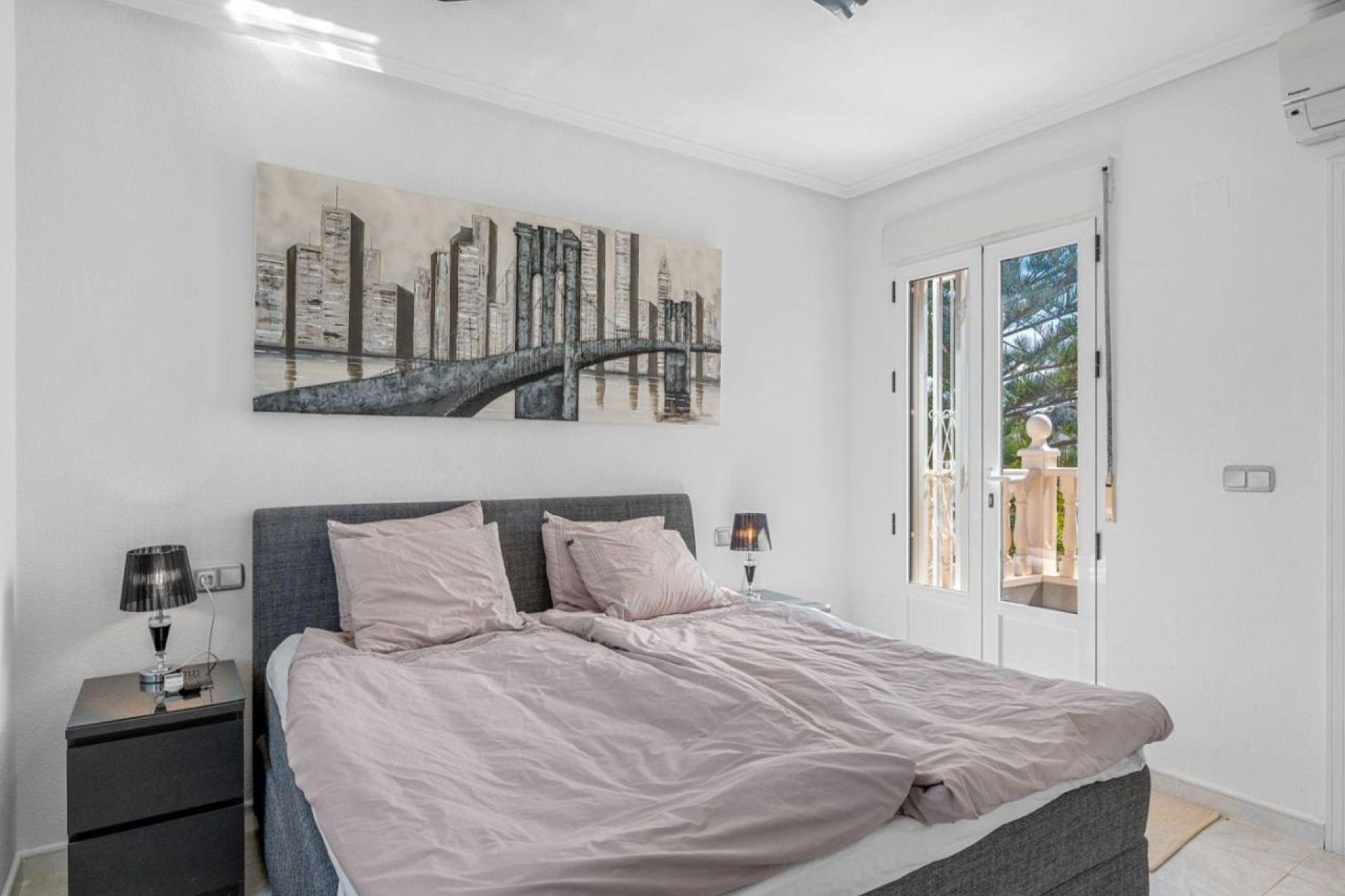Herverkoop - 3. Vrijstaande villa - Rojales - Costa Blanca Zuid