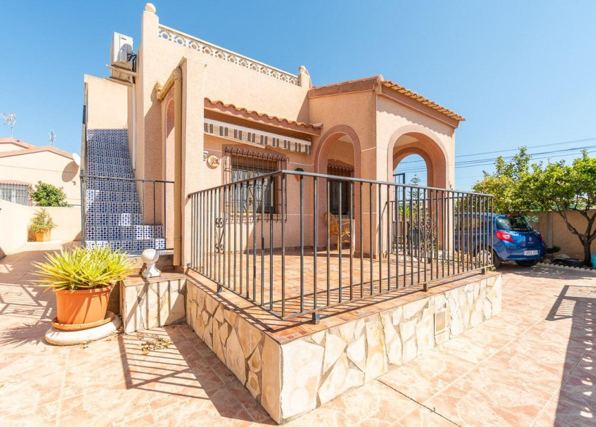 Herverkoop - 3. Vrijstaande villa - San Fulgencio - Costa Blanca Zuid