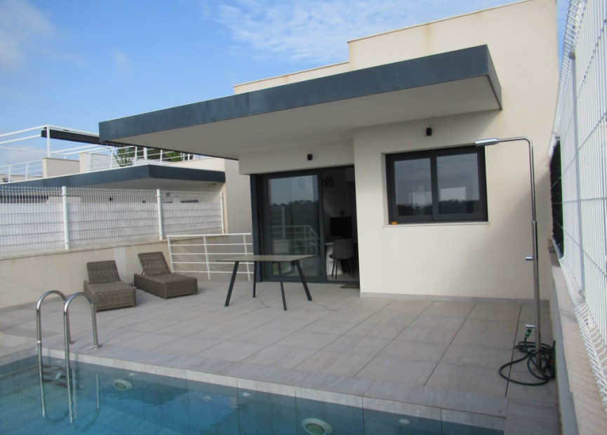 Herverkoop - 3. Vrijstaande villa - San Miguel de Salinas - Costa Blanca Zuid