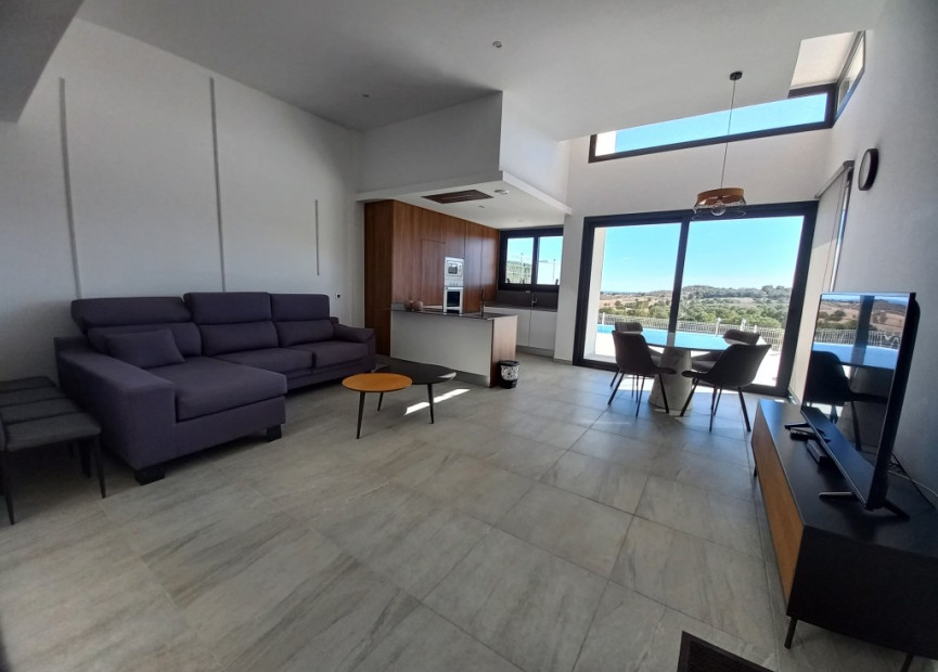 Herverkoop - 3. Vrijstaande villa - San Miguel de Salinas - Costa Blanca Zuid