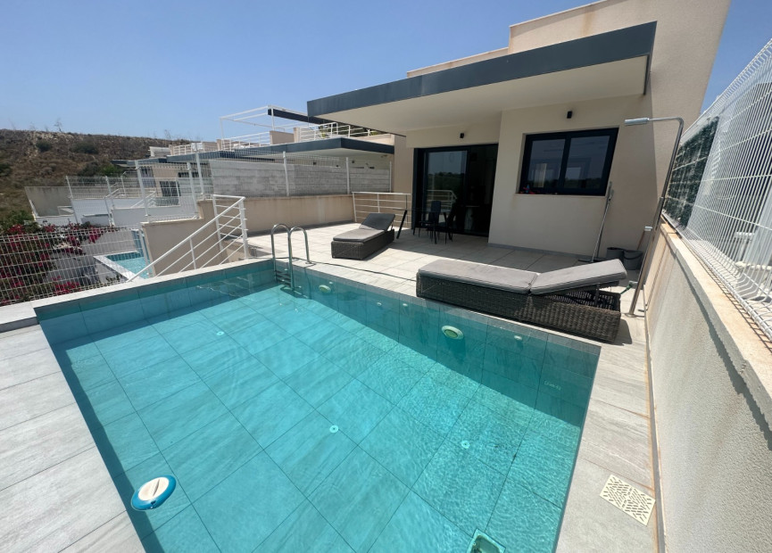 Herverkoop - 3. Vrijstaande villa - San Miguel de Salinas - Costa Blanca Zuid