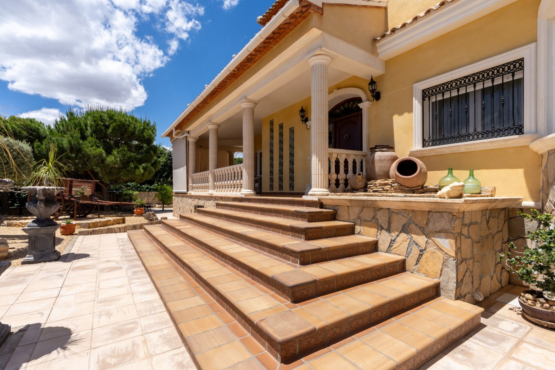 Herverkoop - 3. Vrijstaande villa - San Vicente del Raspeig - Costa Blanca Noord