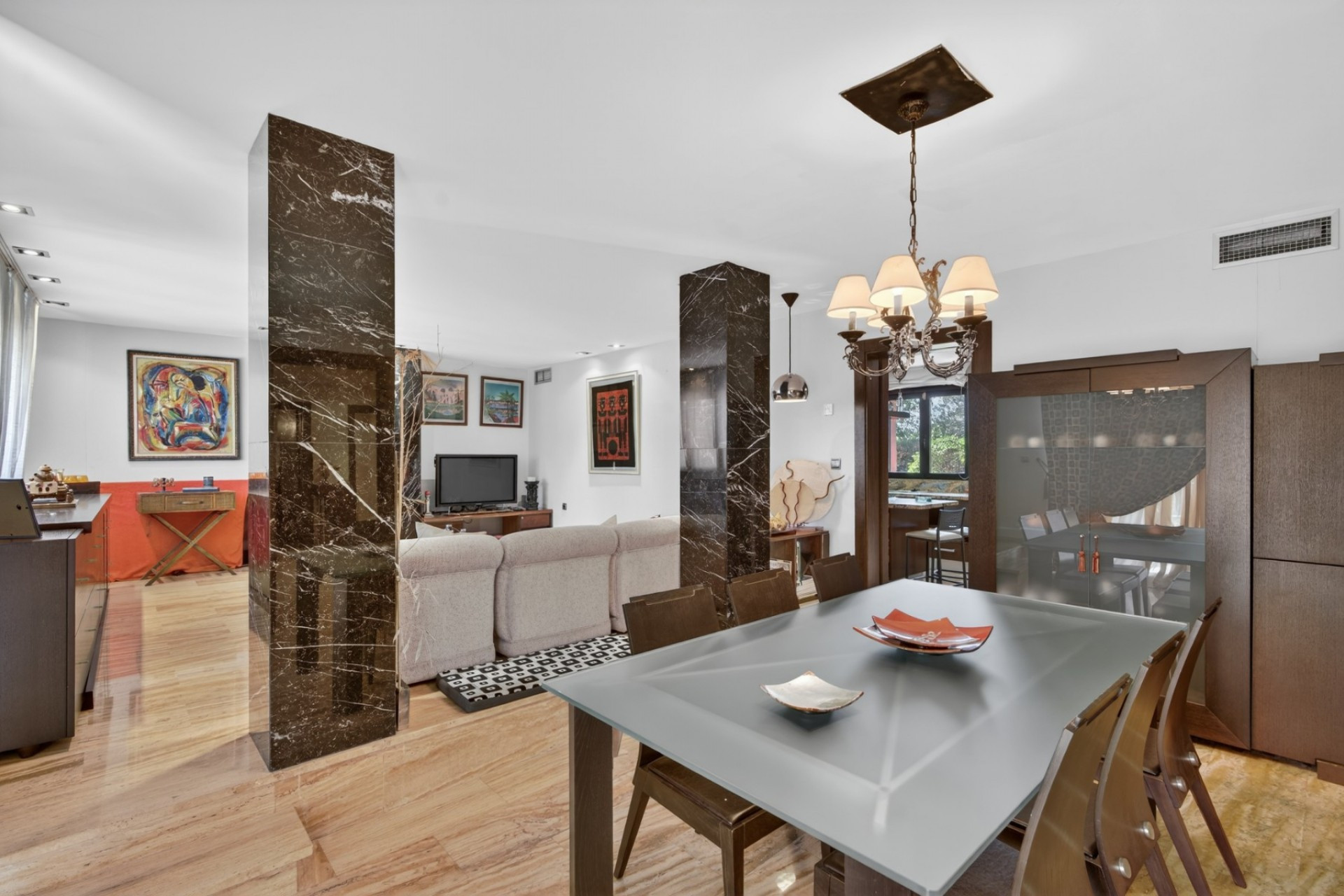 Herverkoop - 3. Vrijstaande villa - Santa Pola - Costa Blanca Zuid