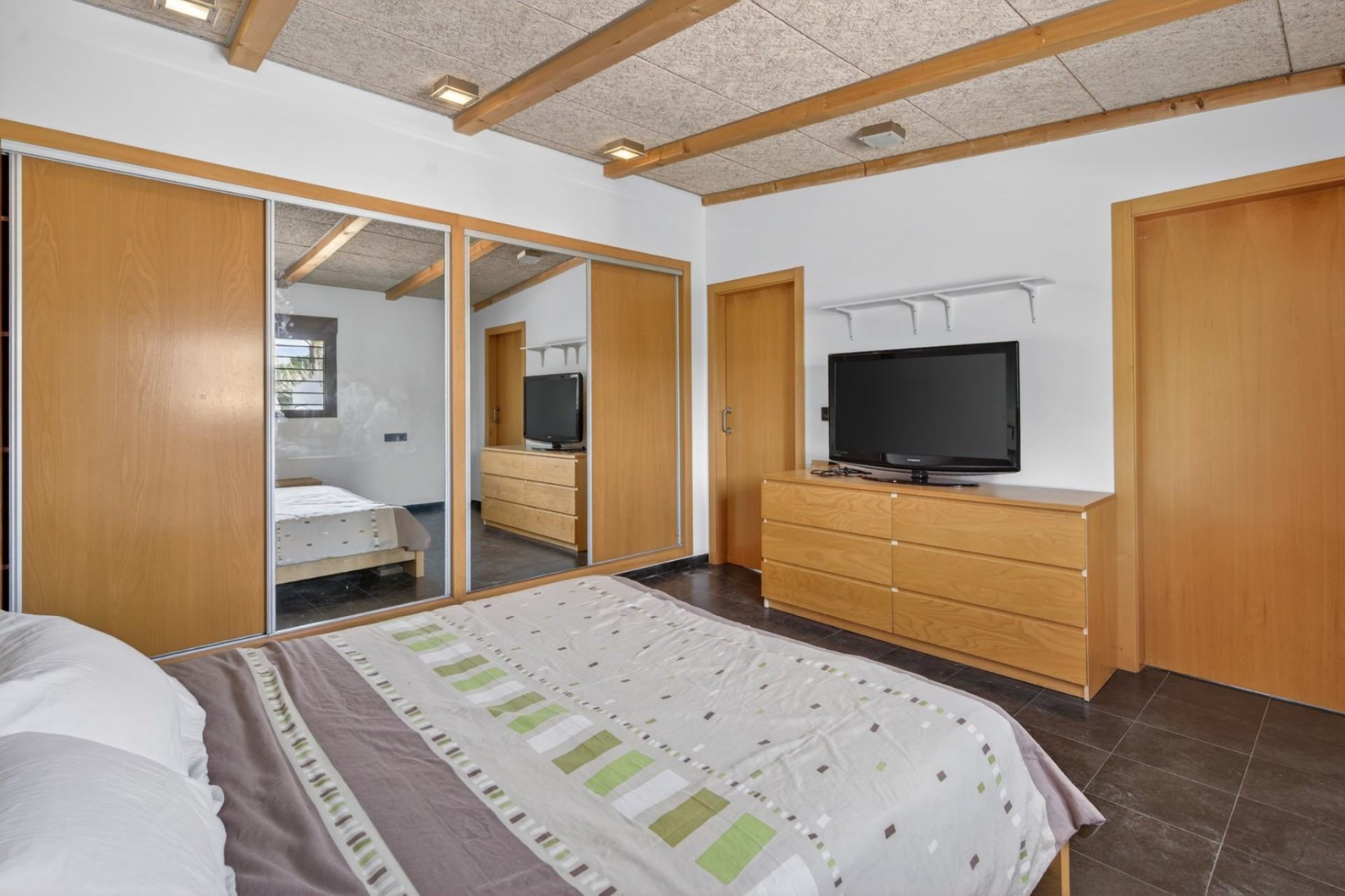 Herverkoop - 3. Vrijstaande villa - Santa Pola - Costa Blanca Zuid