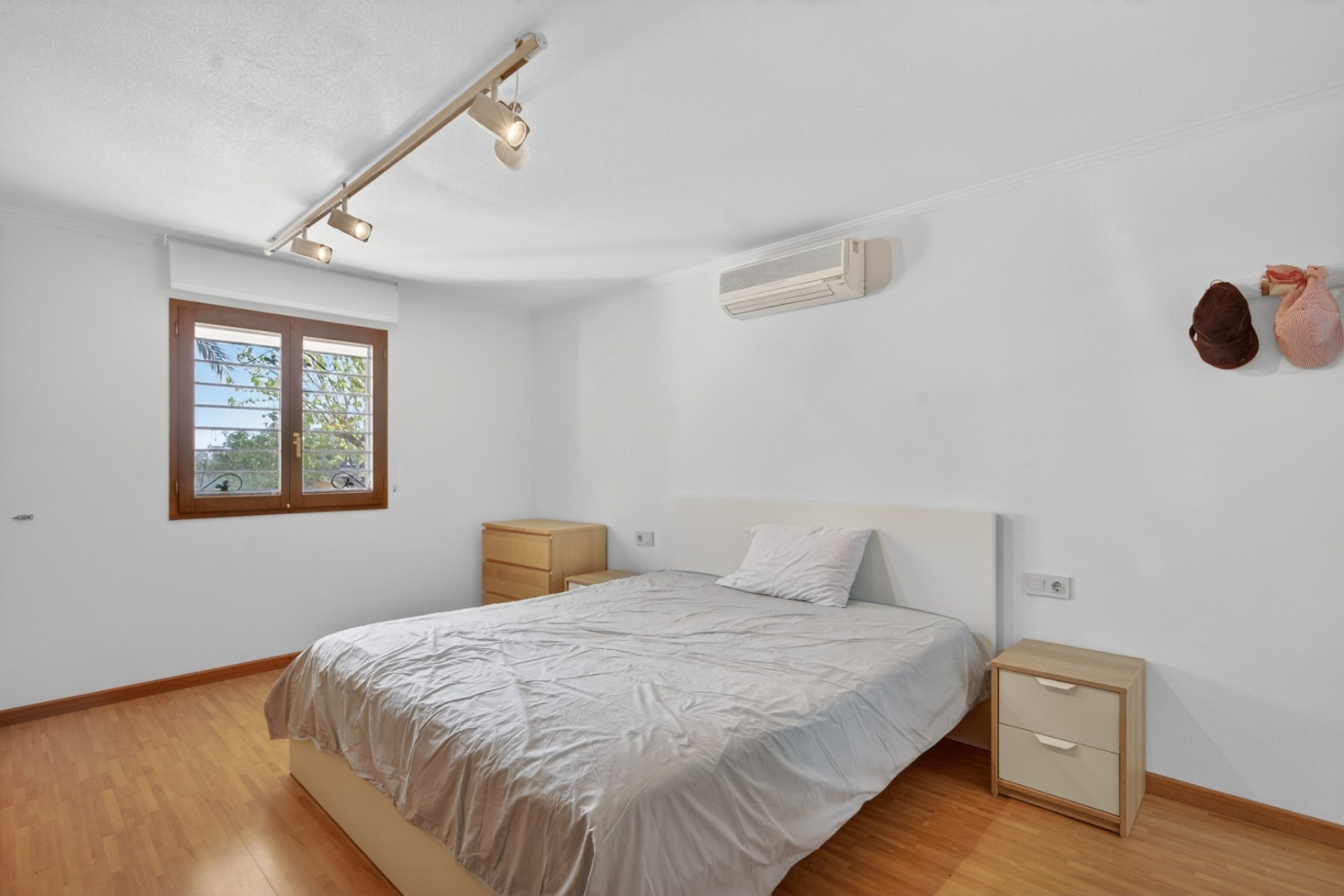 Herverkoop - 3. Vrijstaande villa - Santa Pola - Costa Blanca Zuid