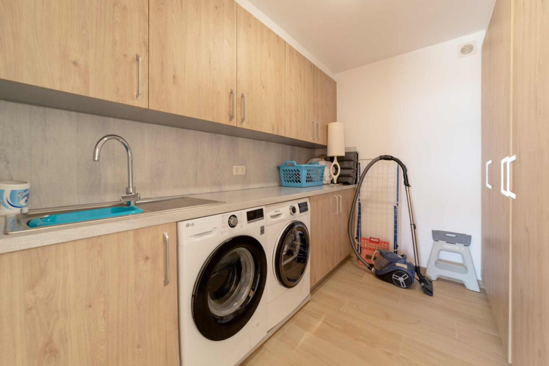 Herverkoop - 3. Vrijstaande villa - Torrevieja - Costa Blanca Zuid