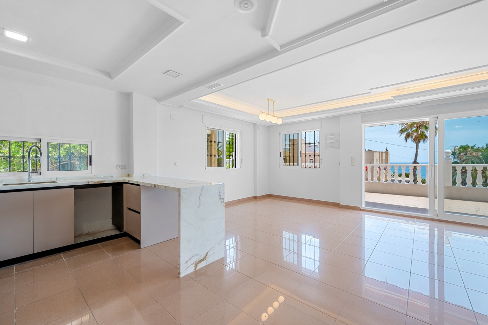 Herverkoop - 3. Vrijstaande villa - Torrevieja - Costa Blanca Zuid