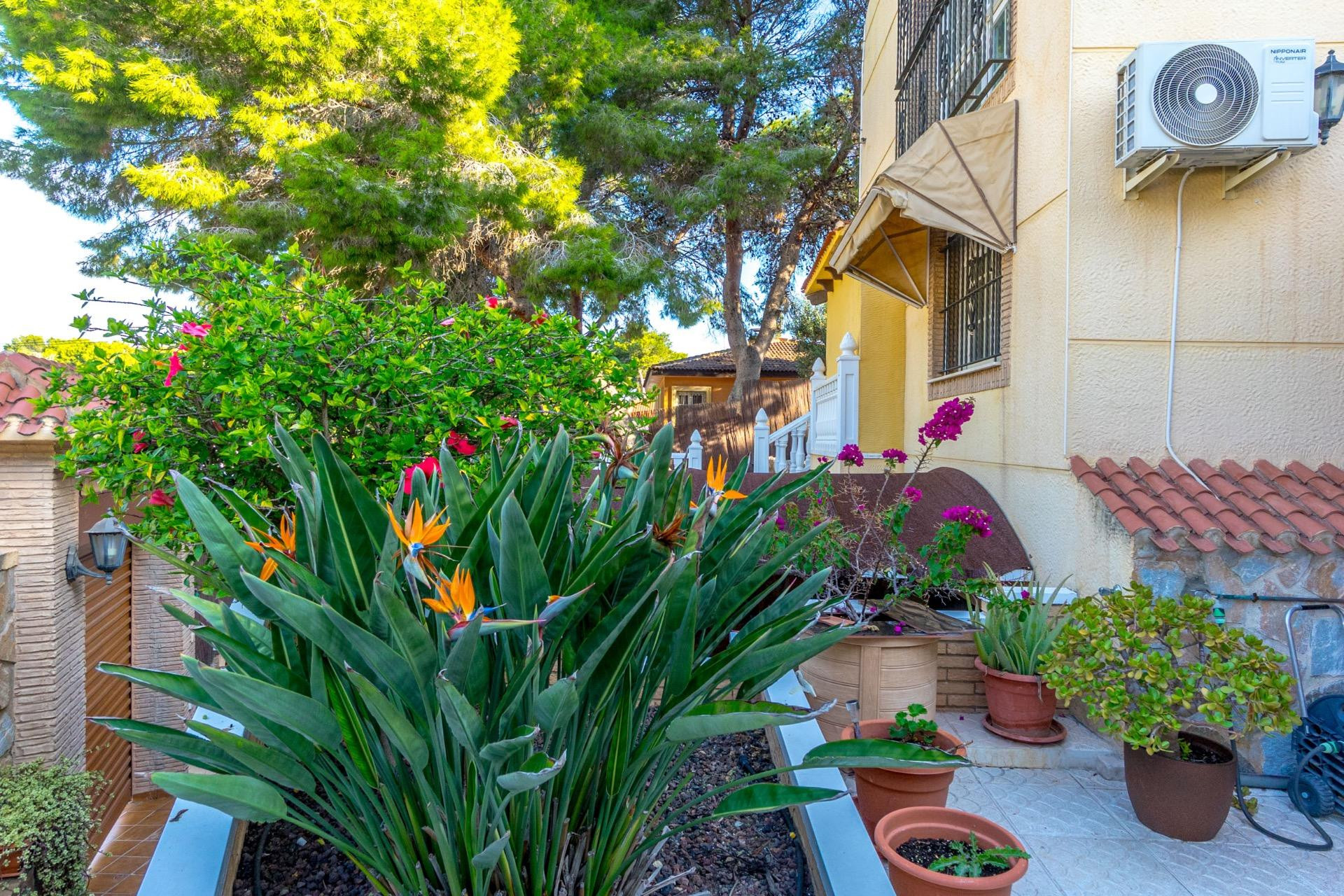 Herverkoop - 3. Vrijstaande villa - Torrevieja - Costa Blanca Zuid