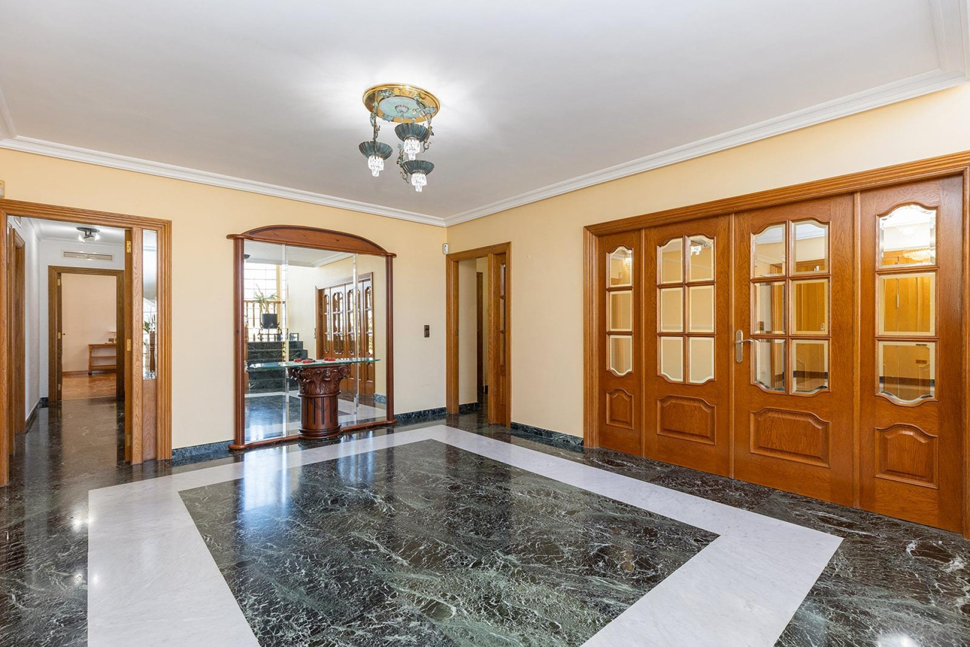 Herverkoop - 3. Vrijstaande villa - Torrevieja - Costa Blanca Zuid