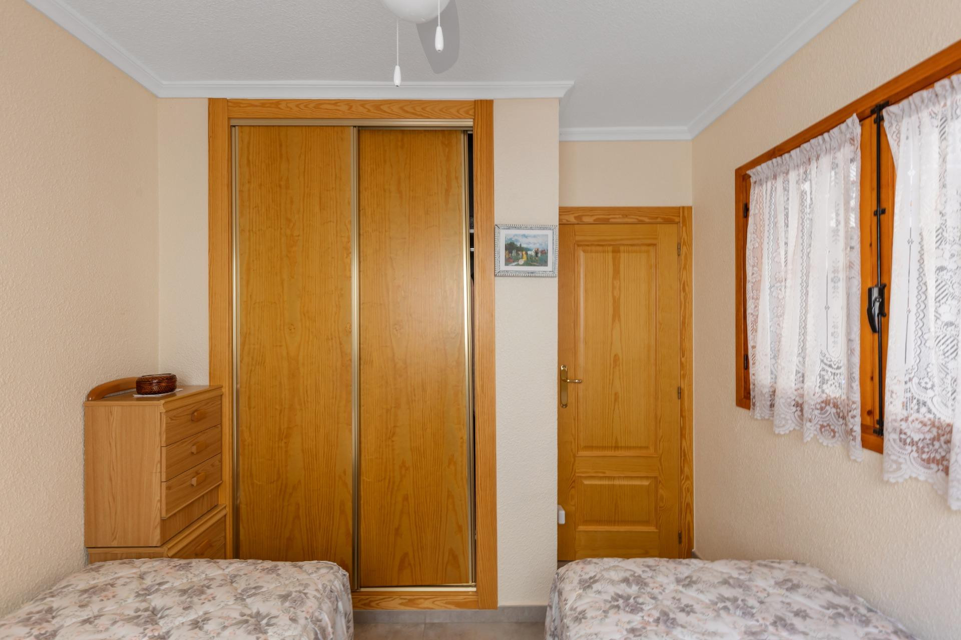 Herverkoop - 3. Vrijstaande villa - Torrevieja - Costa Blanca Zuid