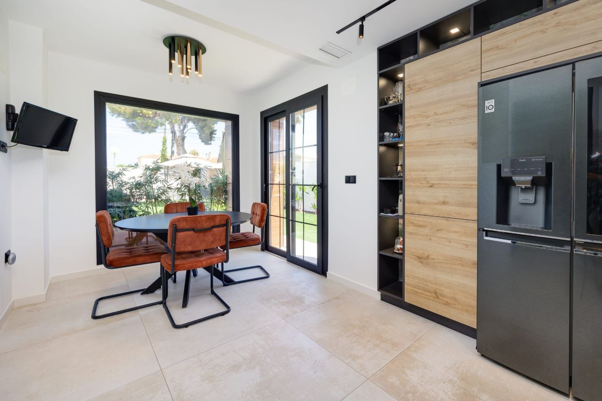 Herverkoop - 3. Vrijstaande villa - Torrevieja - Costa Blanca Zuid