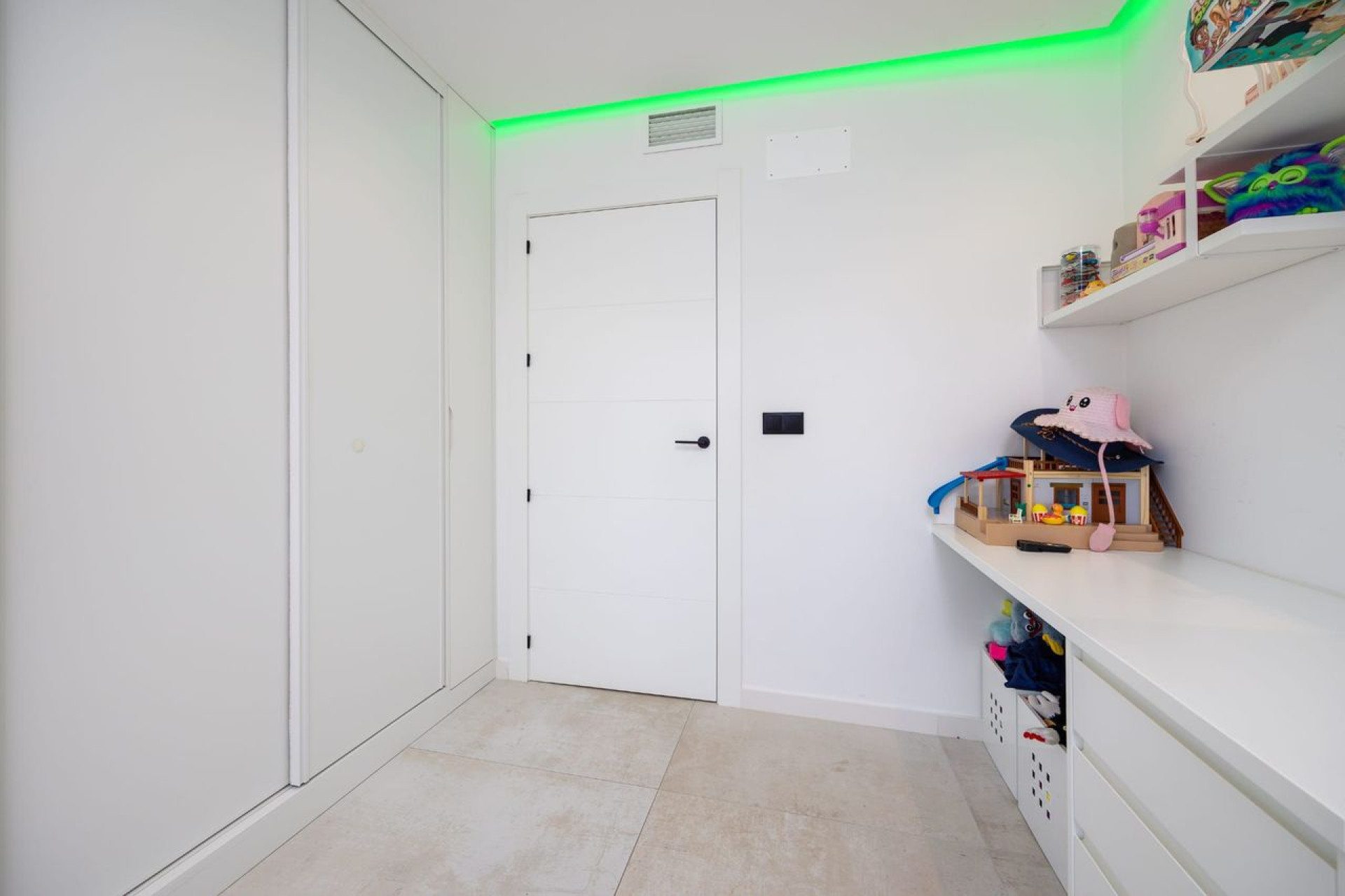 Herverkoop - 3. Vrijstaande villa - Torrevieja - Costa Blanca Zuid