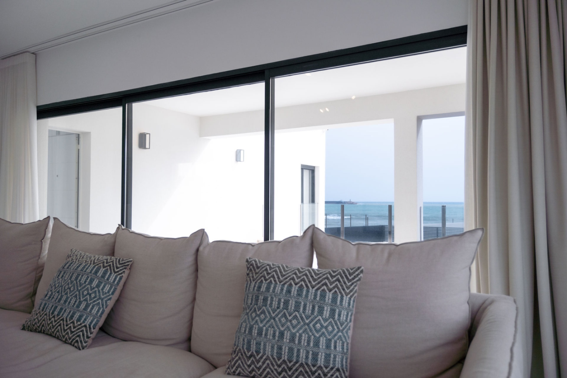 Herverkoop - 3. Vrijstaande villa - Torrevieja - Costa Blanca Zuid