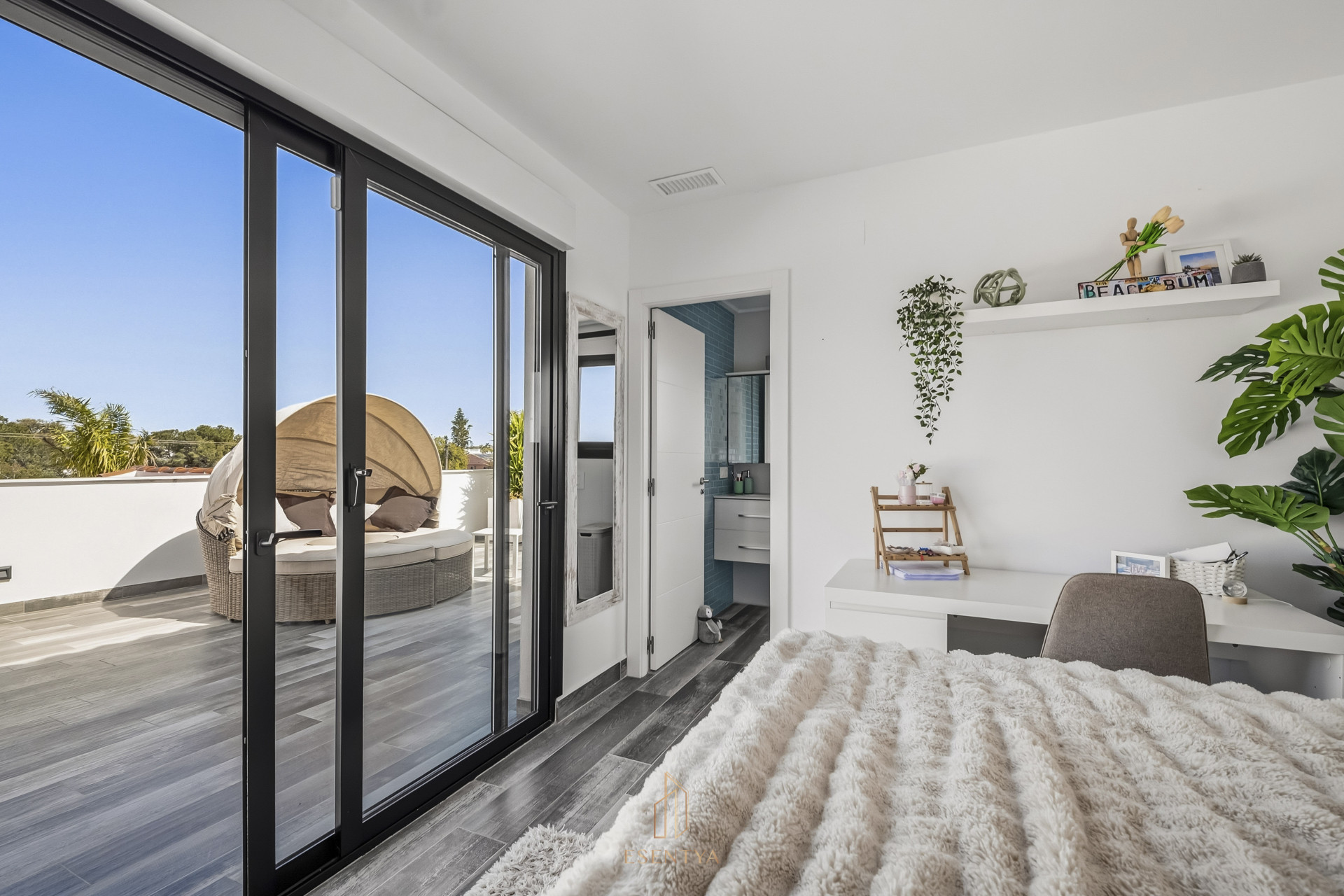 Herverkoop - 3. Vrijstaande villa - Torrevieja - Costa Blanca Zuid