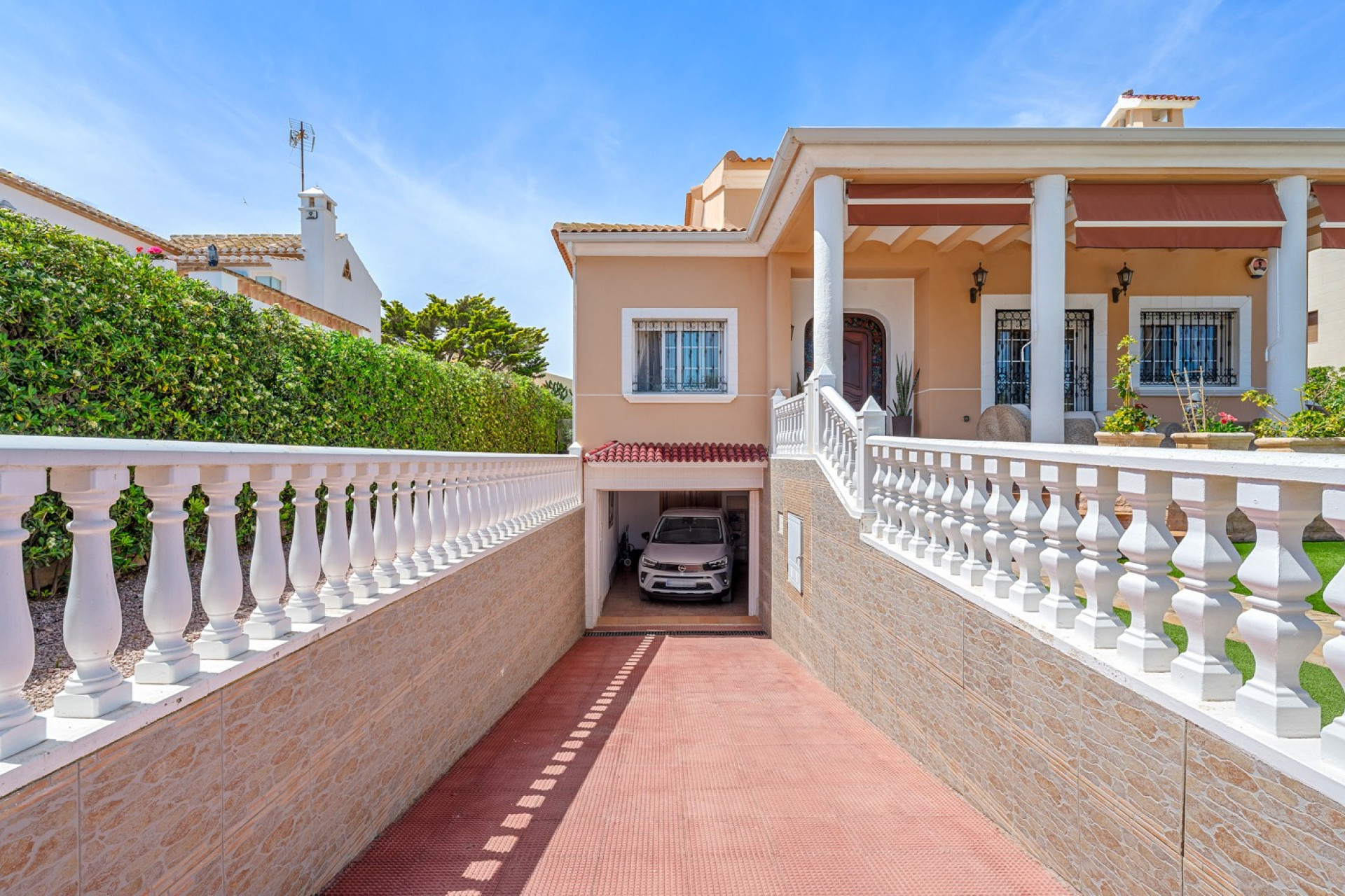 Herverkoop - 3. Vrijstaande villa - Torrevieja - Costa Blanca Zuid