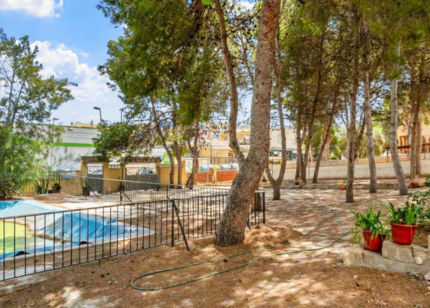 Herverkoop - 3. Vrijstaande villa - Torrevieja - Costa Blanca Zuid