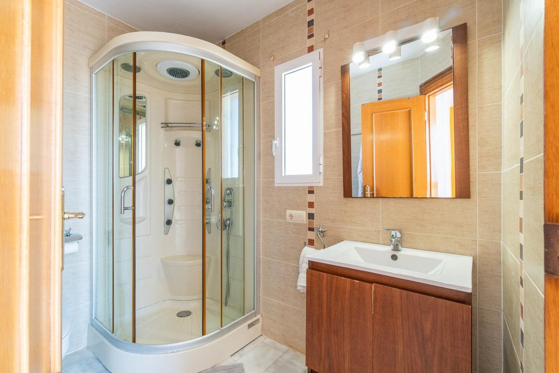 Herverkoop - 3. Vrijstaande villa - Torrevieja - Costa Blanca Zuid