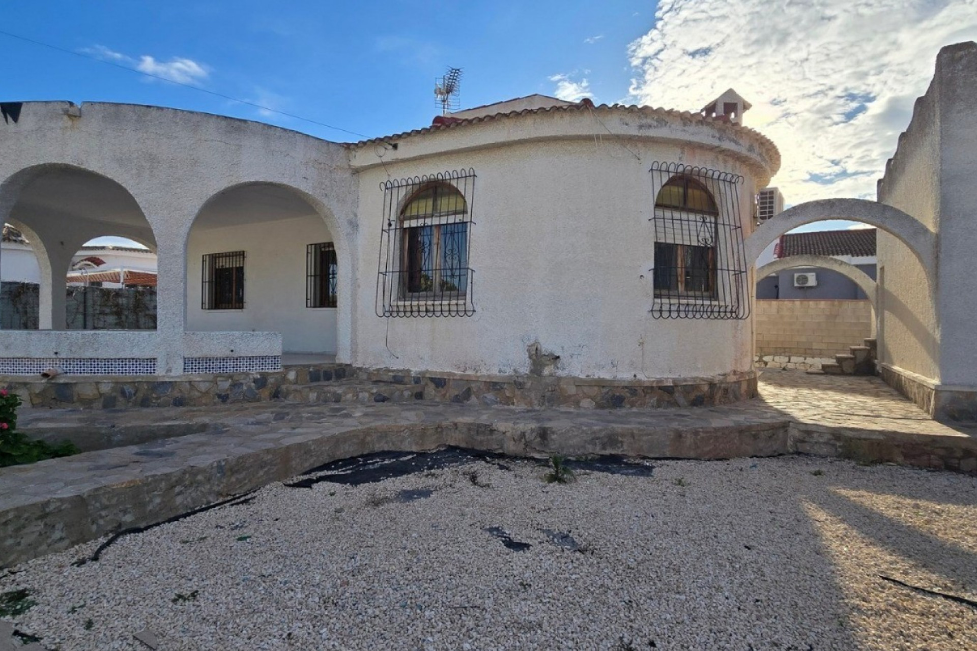 Herverkoop - 3. Vrijstaande villa - Torrevieja - El Chaparal