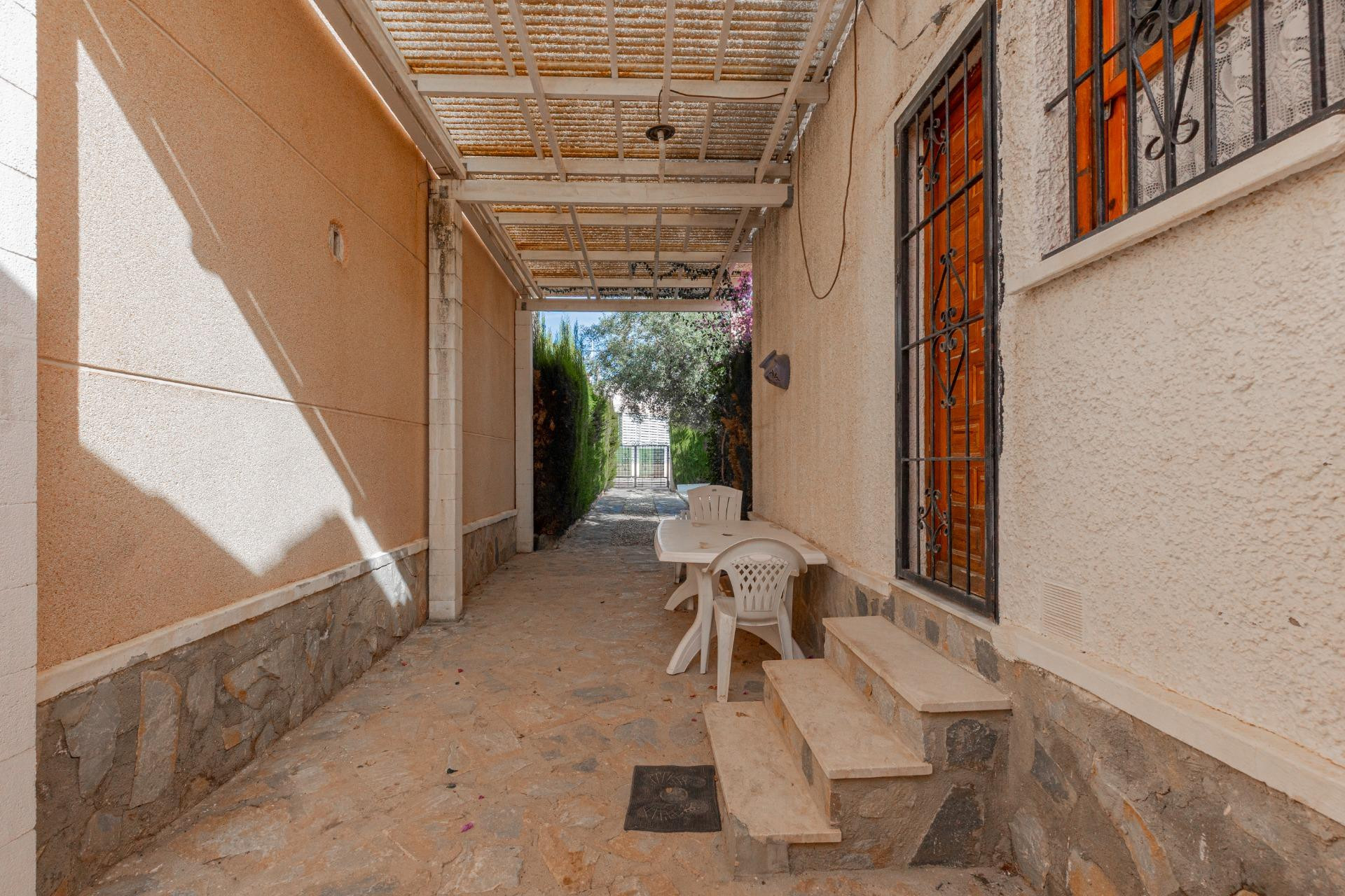 Herverkoop - 3. Vrijstaande villa - Torrevieja - La siesta