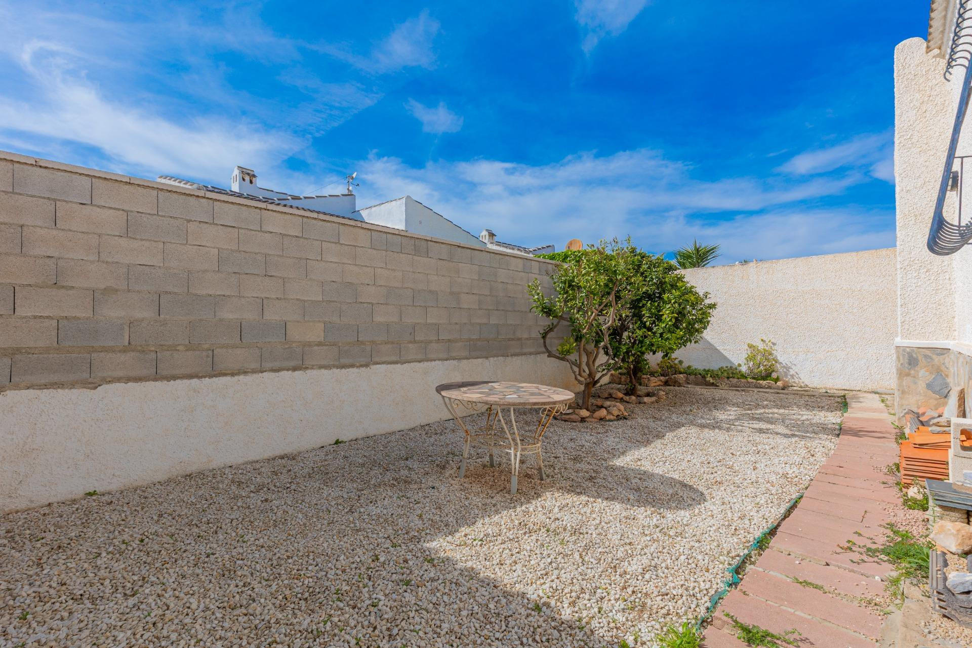 Herverkoop - 3. Vrijstaande villa - Torrevieja - La siesta