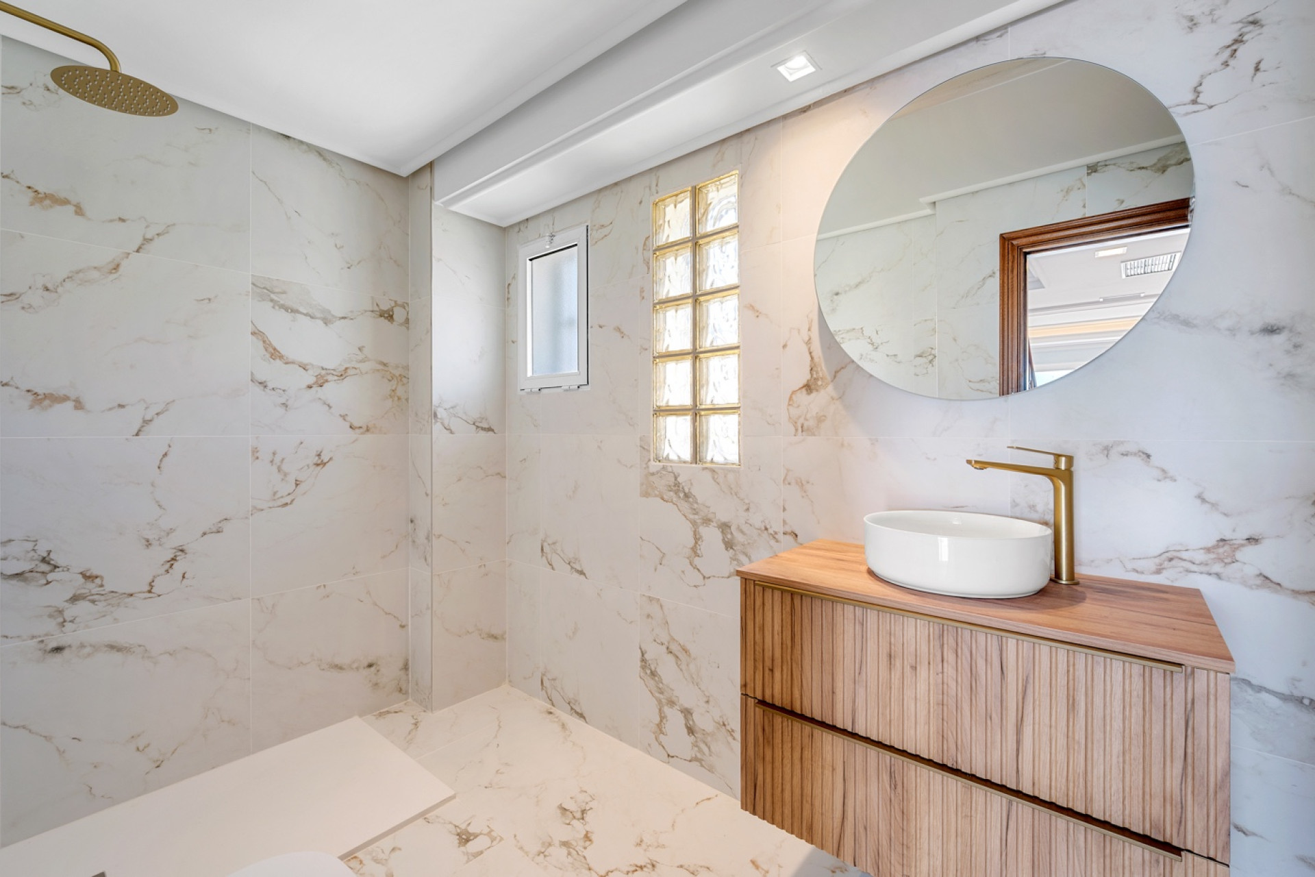 Herverkoop - 3. Vrijstaande villa - Torrevieja - Los Frutales