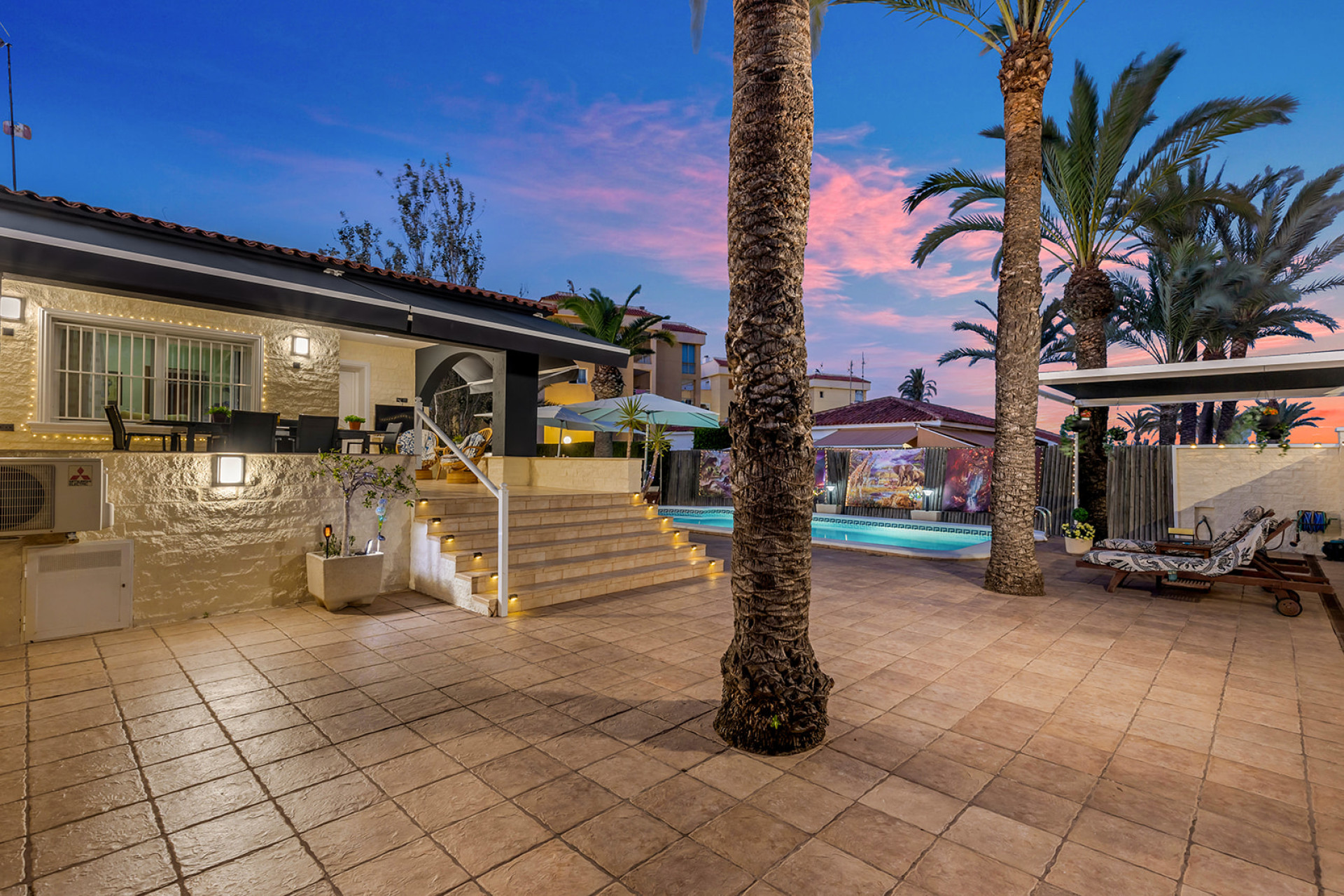 Herverkoop - 3. Vrijstaande villa - Torrevieja - Rocio del Mar