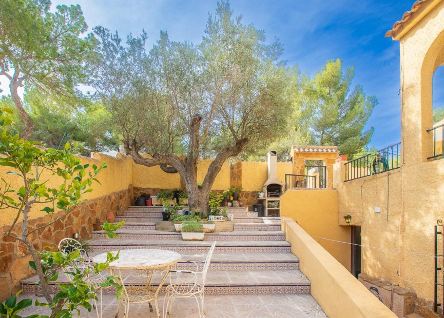 Herverkoop - 3. Vrijstaande villa - Villamartin - Costa Blanca Zuid