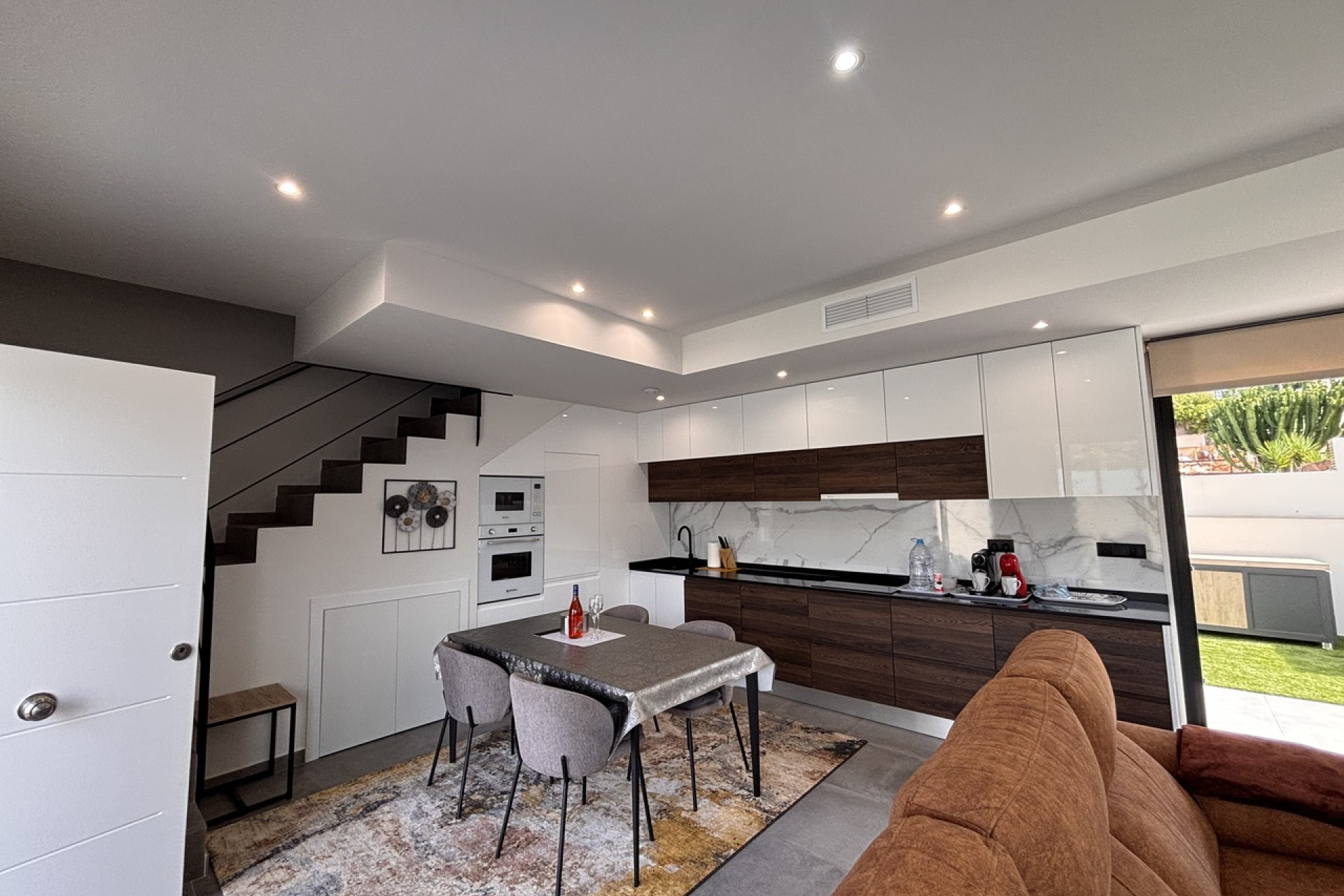 Herverkoop - 3. Vrijstaande villa - Villamartin - Costa Blanca Zuid