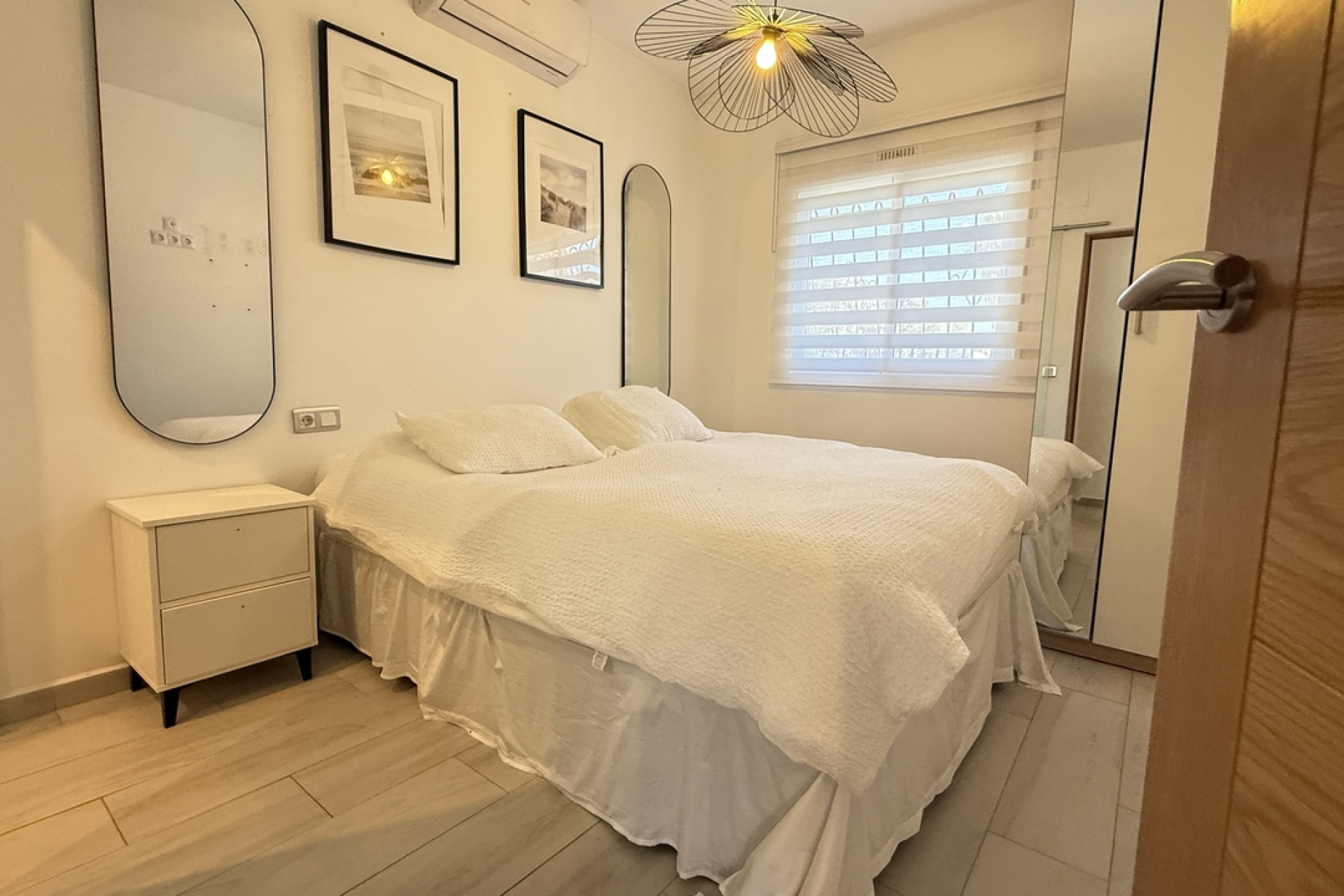 Herverkoop - 3. Vrijstaande villa - Villamartin - Costa Blanca Zuid