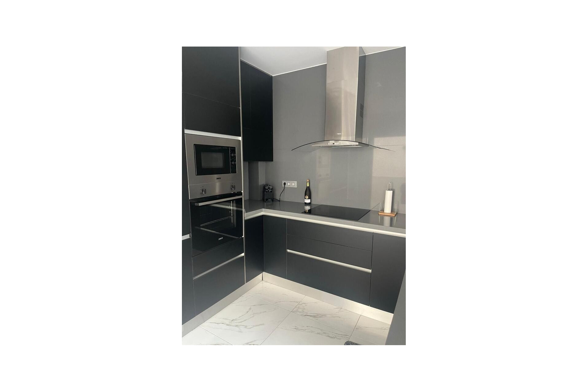 Herverkoop - 3. Vrijstaande villa - Villamartin - Costa Blanca Zuid