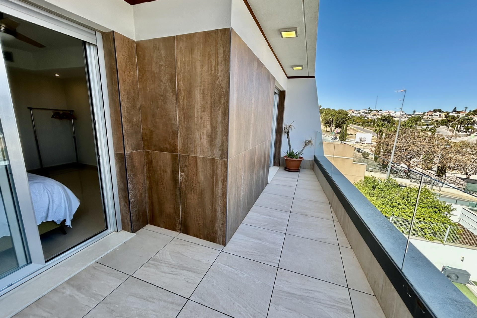 Herverkoop - 3. Vrijstaande villa - Villamartin - Costa Blanca Zuid