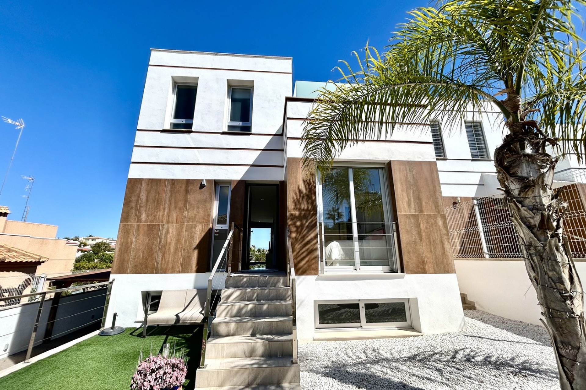 Herverkoop - 3. Vrijstaande villa - Villamartin - Costa Blanca Zuid