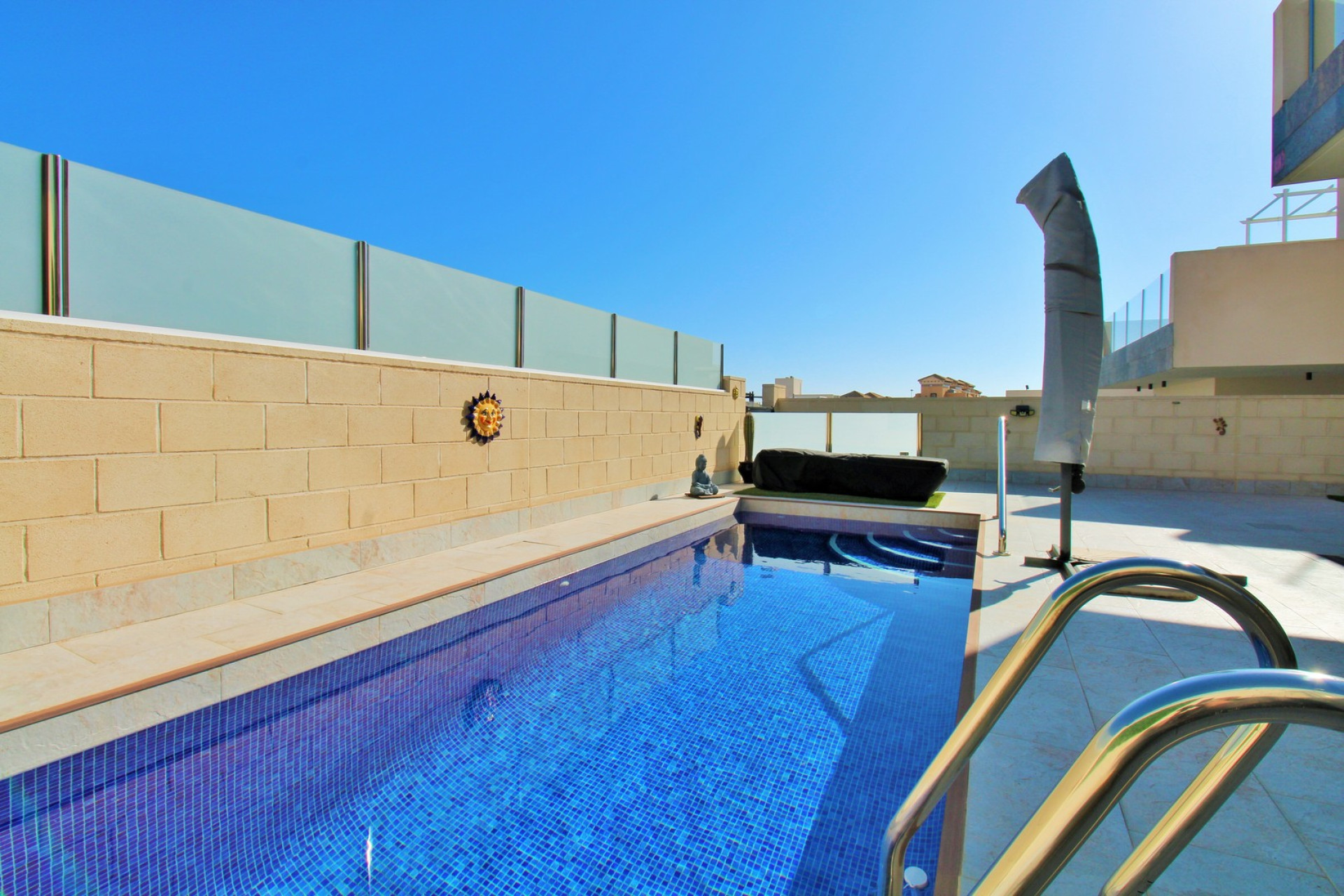 Herverkoop - 3. Vrijstaande villa - Villamartin - Costa Blanca Zuid