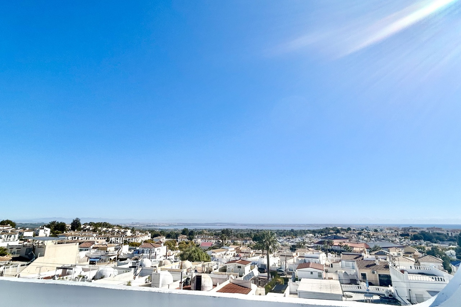 Herverkoop - 3. Vrijstaande villa - Villamartin - Costa Blanca Zuid