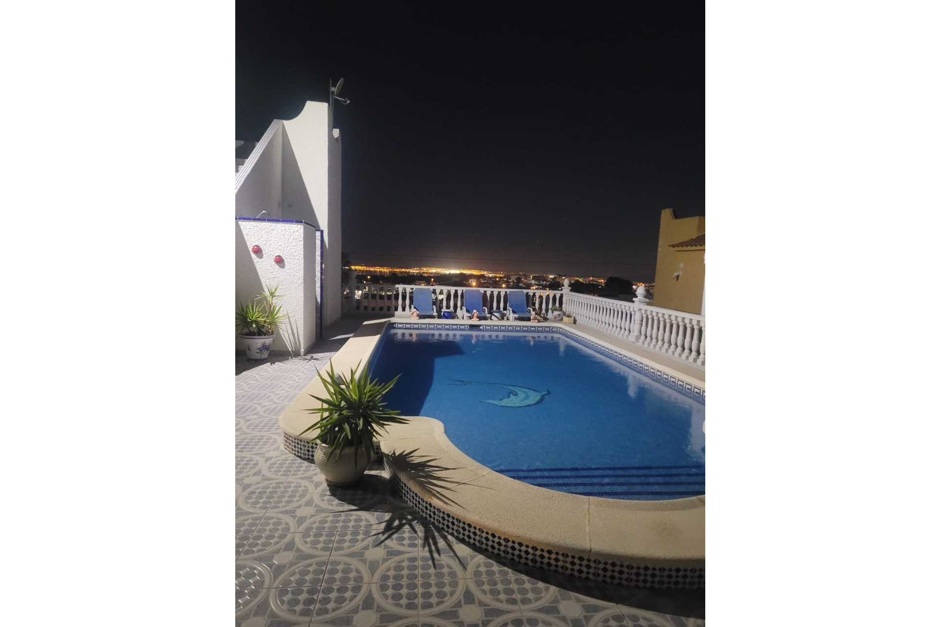 Herverkoop - 3. Vrijstaande villa - Villamartin - Costa Blanca Zuid