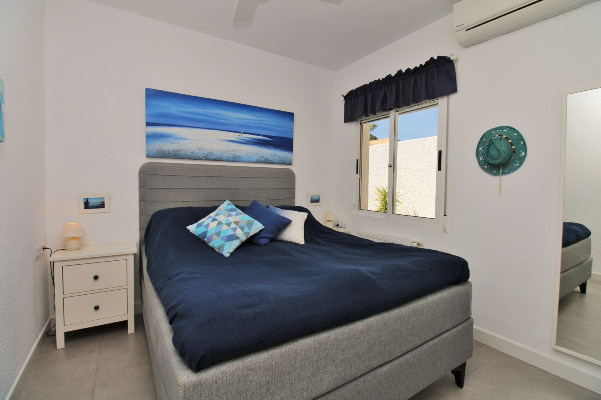 Herverkoop - 3. Vrijstaande villa - Villamartin - Costa Blanca Zuid