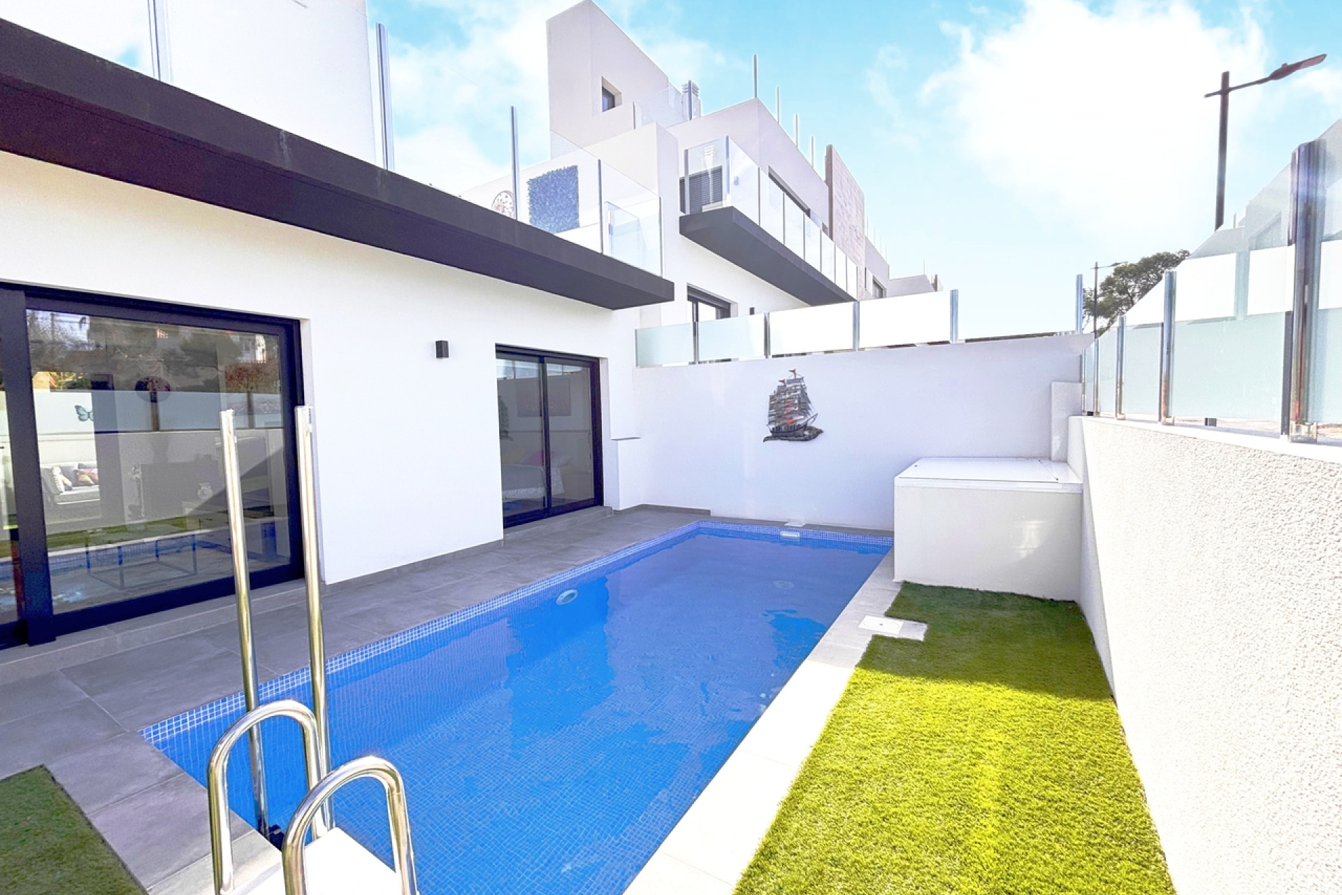 Herverkoop - 3. Vrijstaande villa - Villamartin - Costa Blanca Zuid