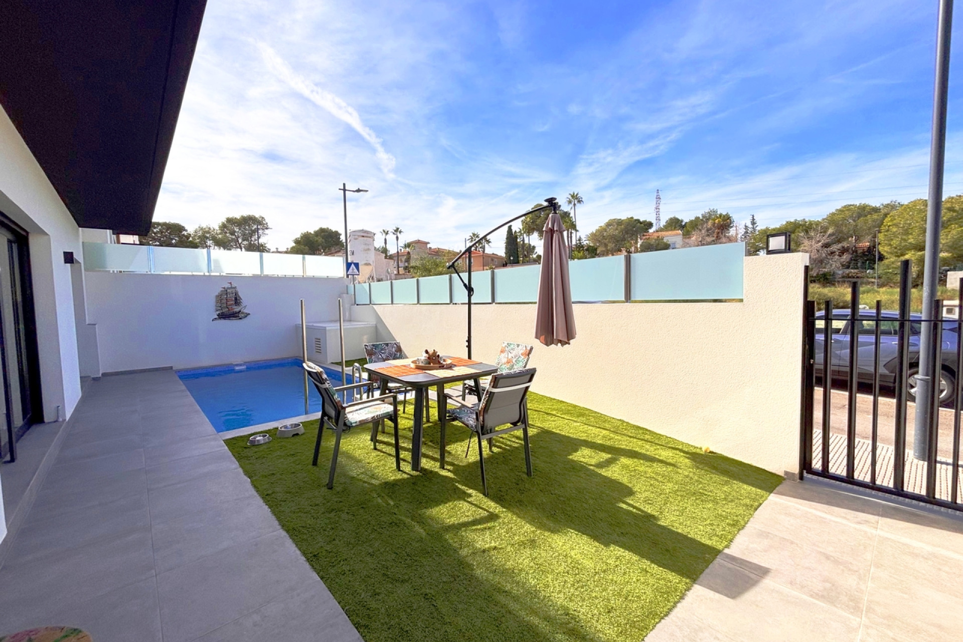 Herverkoop - 3. Vrijstaande villa - Villamartin - Costa Blanca Zuid
