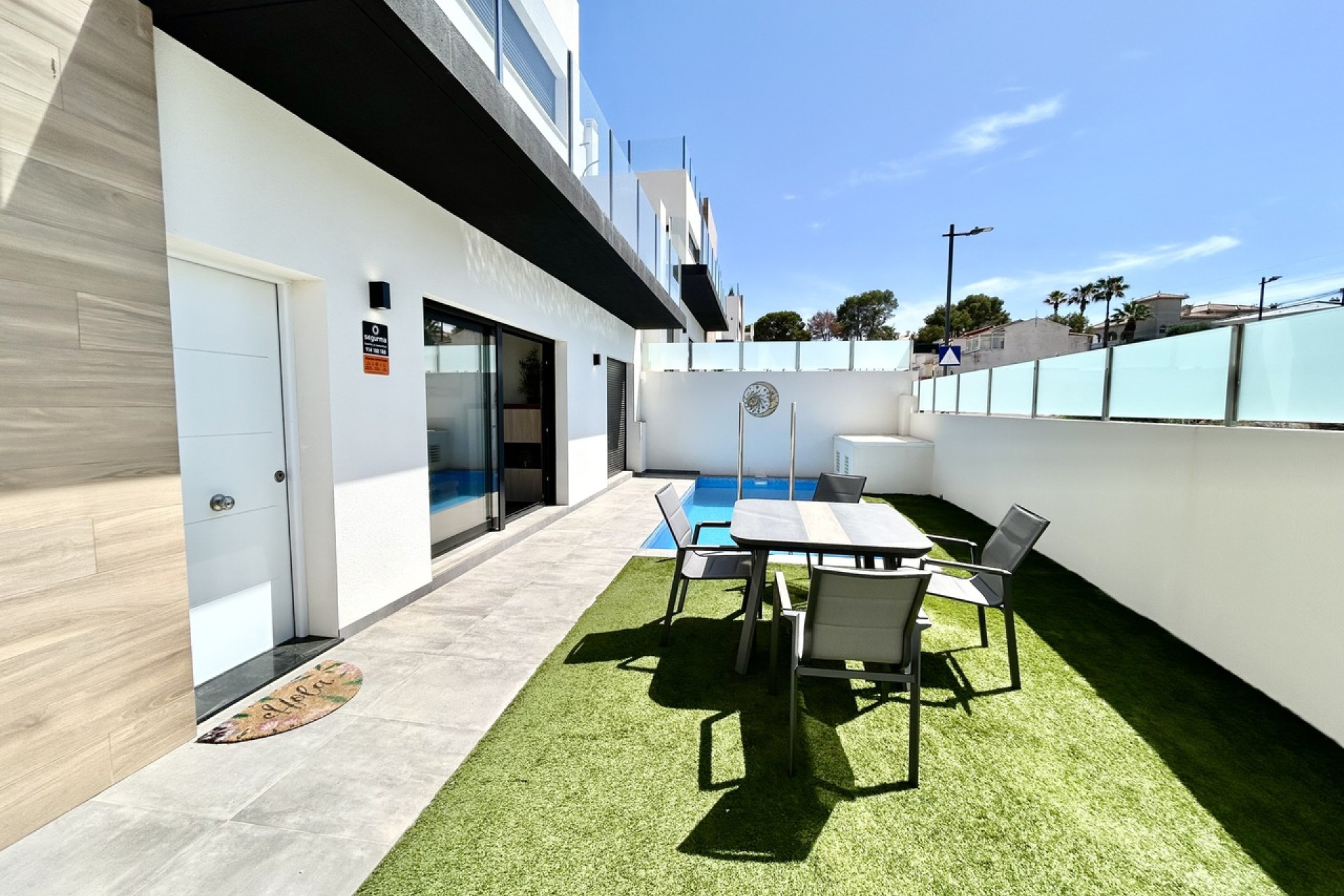 Herverkoop - 3. Vrijstaande villa - Villamartin - Costa Blanca Zuid