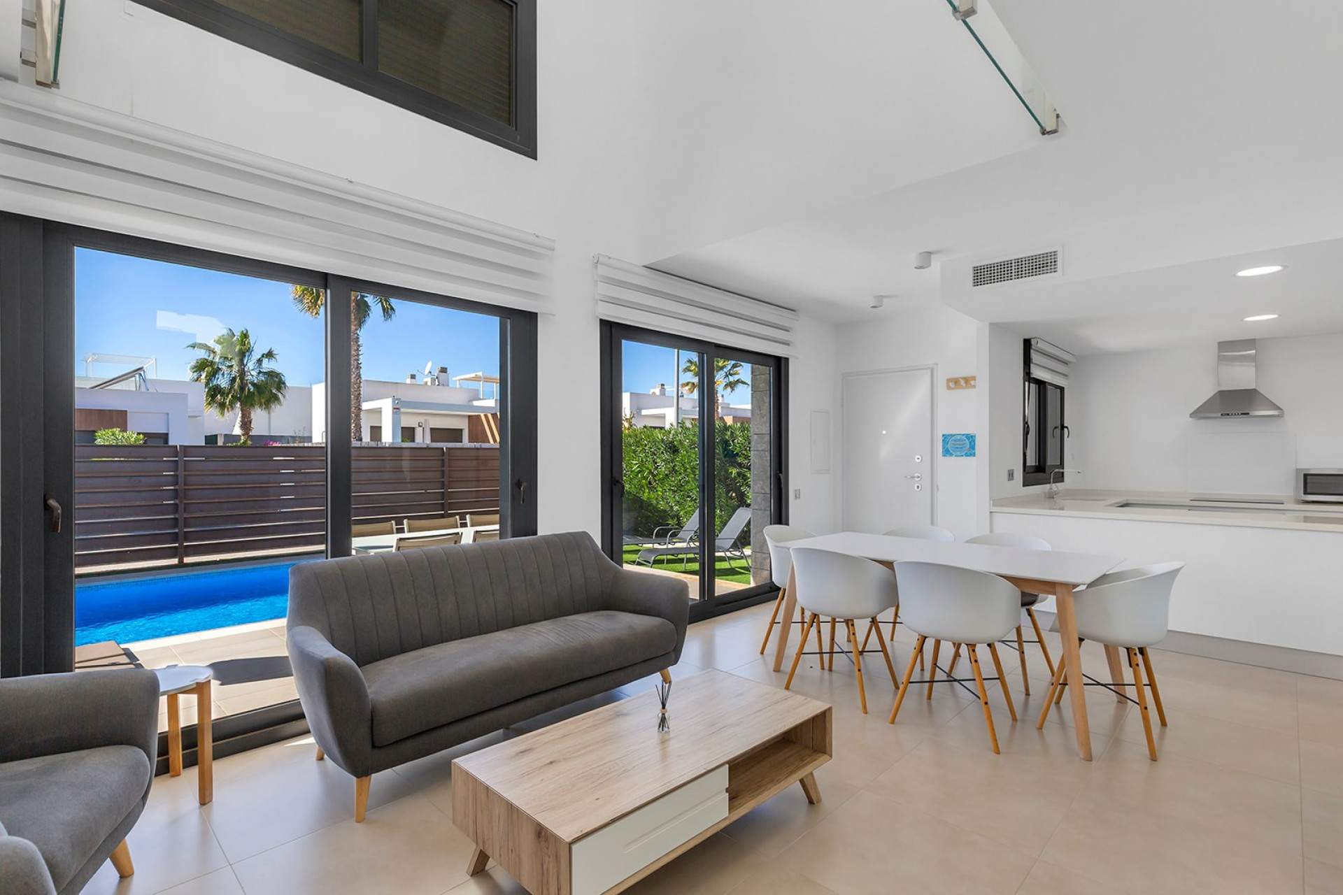 Herverkoop - 3. Vrijstaande villa - Vistabella - Costa Blanca Zuid