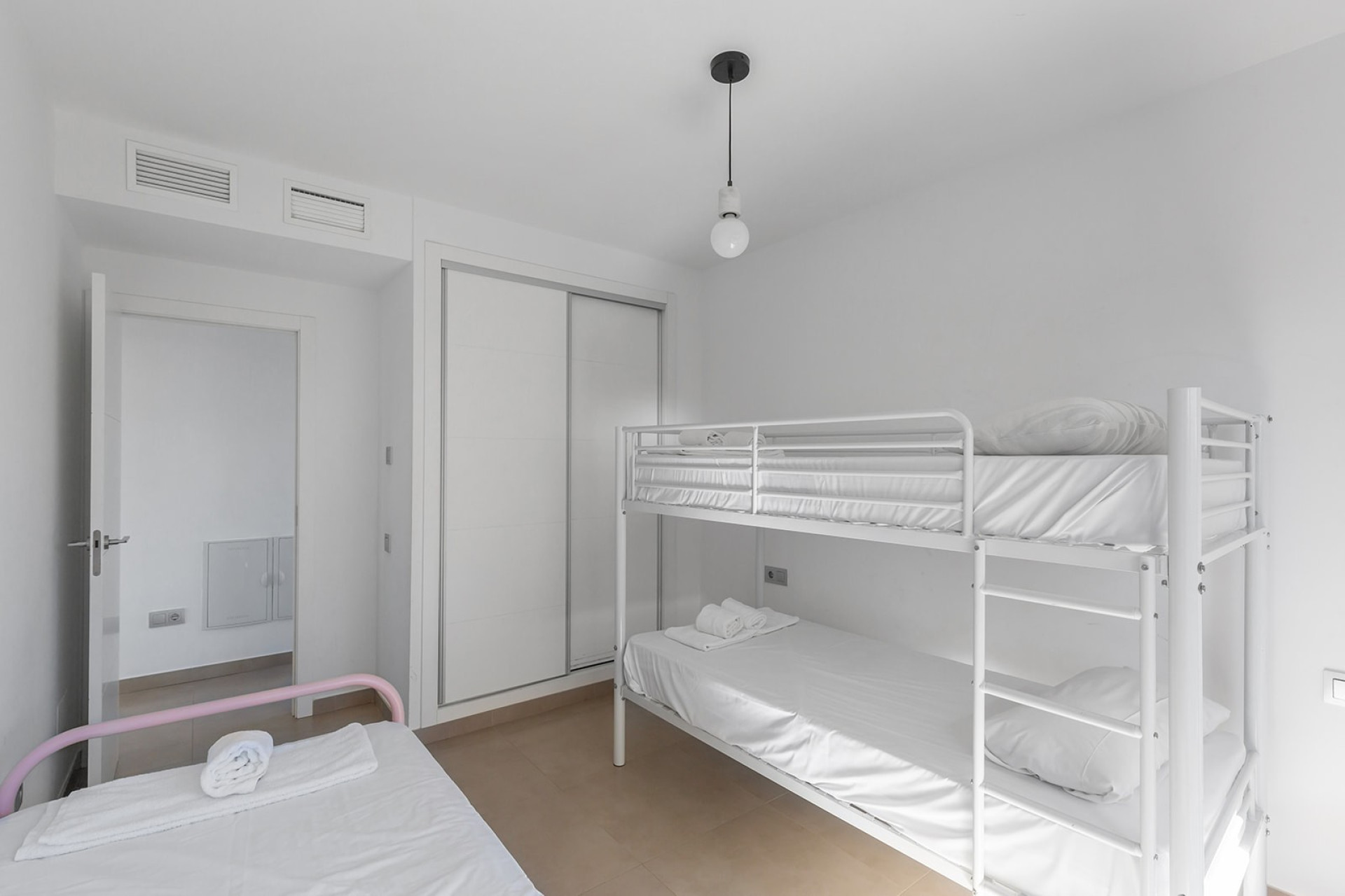 Herverkoop - 3. Vrijstaande villa - Vistabella - Costa Blanca Zuid