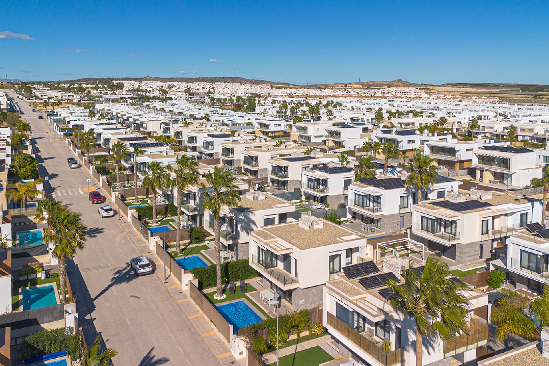 Herverkoop - 3. Vrijstaande villa - Vistabella - Costa Blanca Zuid