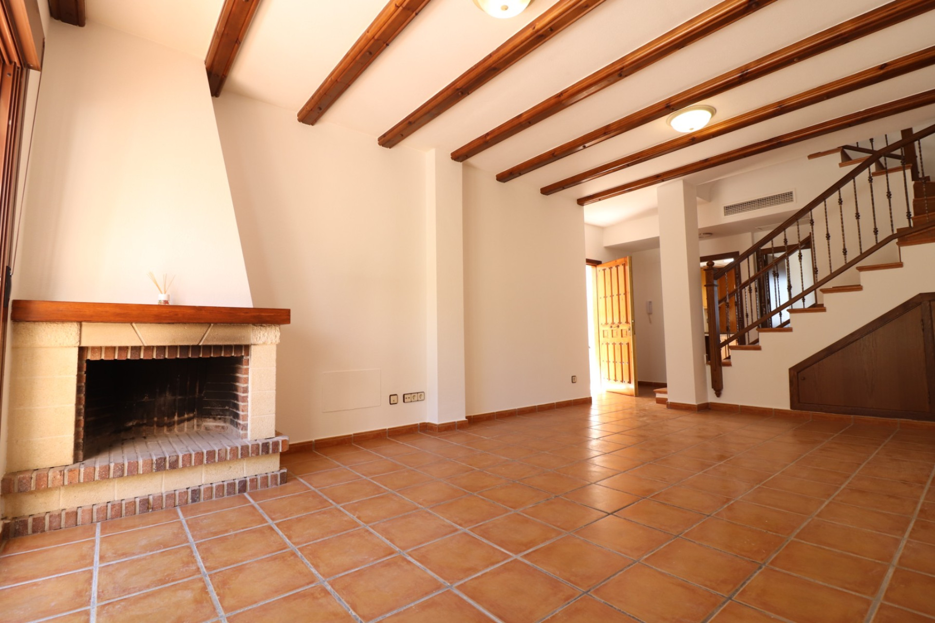 Herverkoop - 4. Halfvrijstaande villa - Algorfa - Costa Blanca Zuid