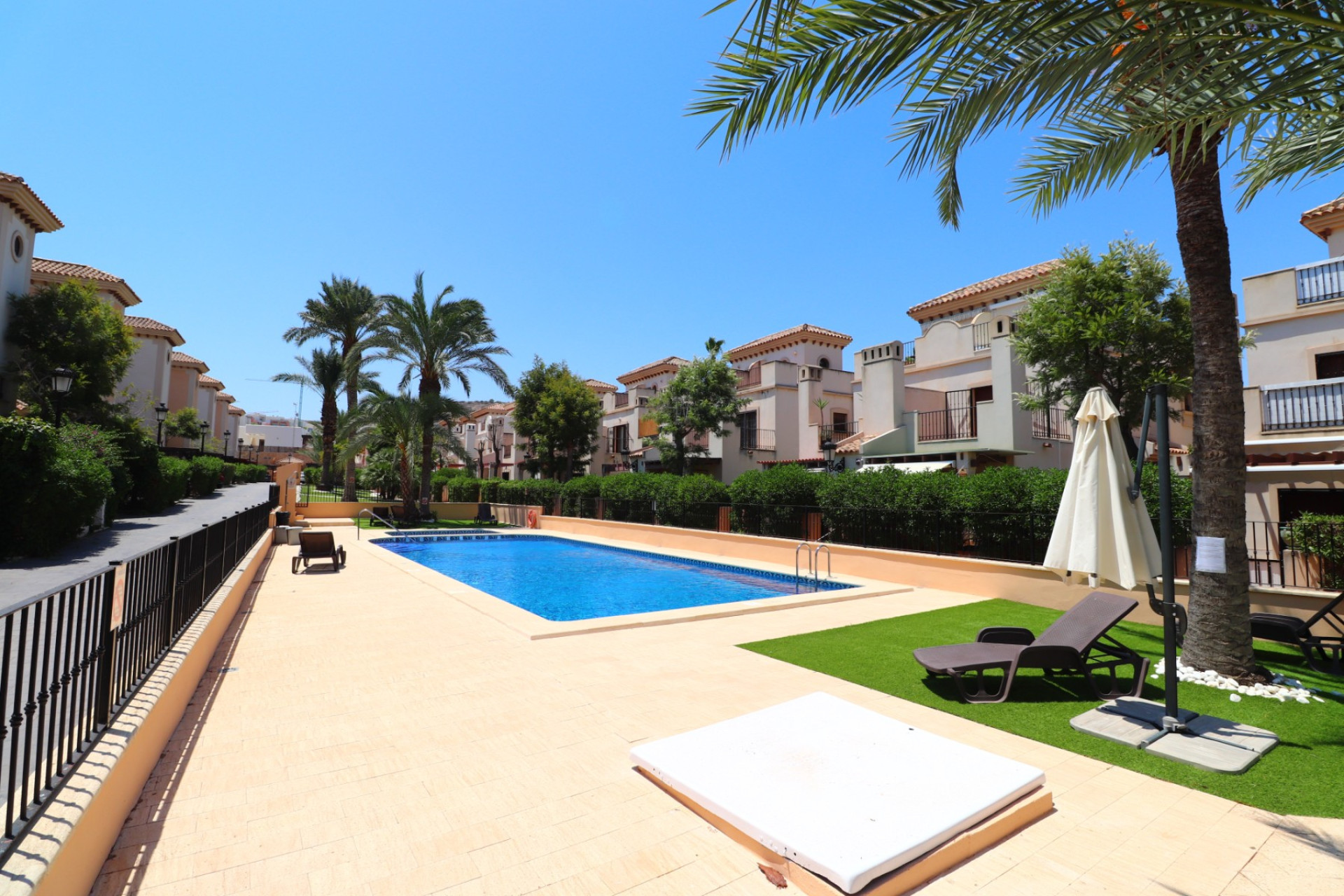 Herverkoop - 4. Halfvrijstaande villa - Algorfa - Costa Blanca Zuid