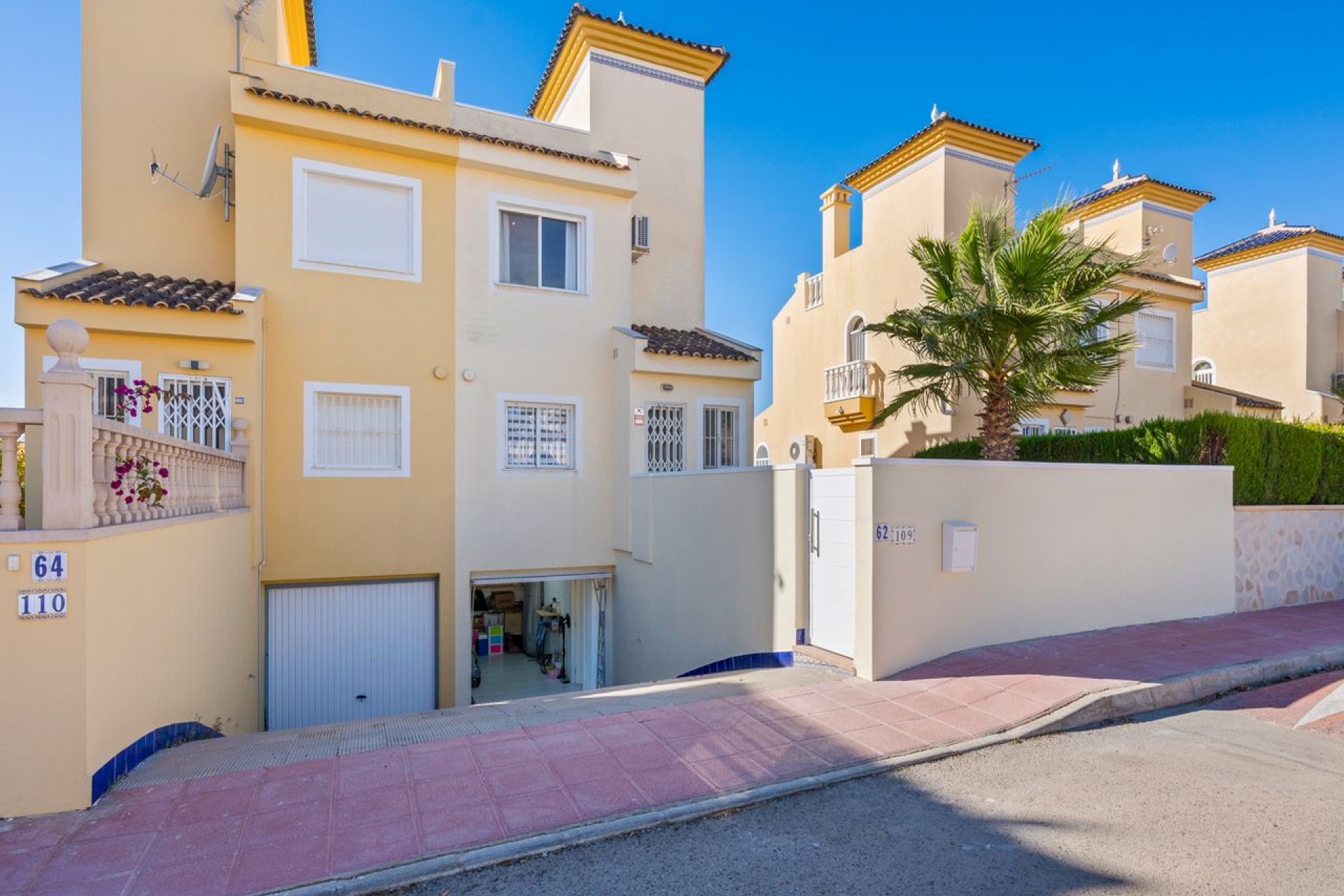 Herverkoop - 4. Halfvrijstaande villa - Benijofar - Costa Blanca Zuid