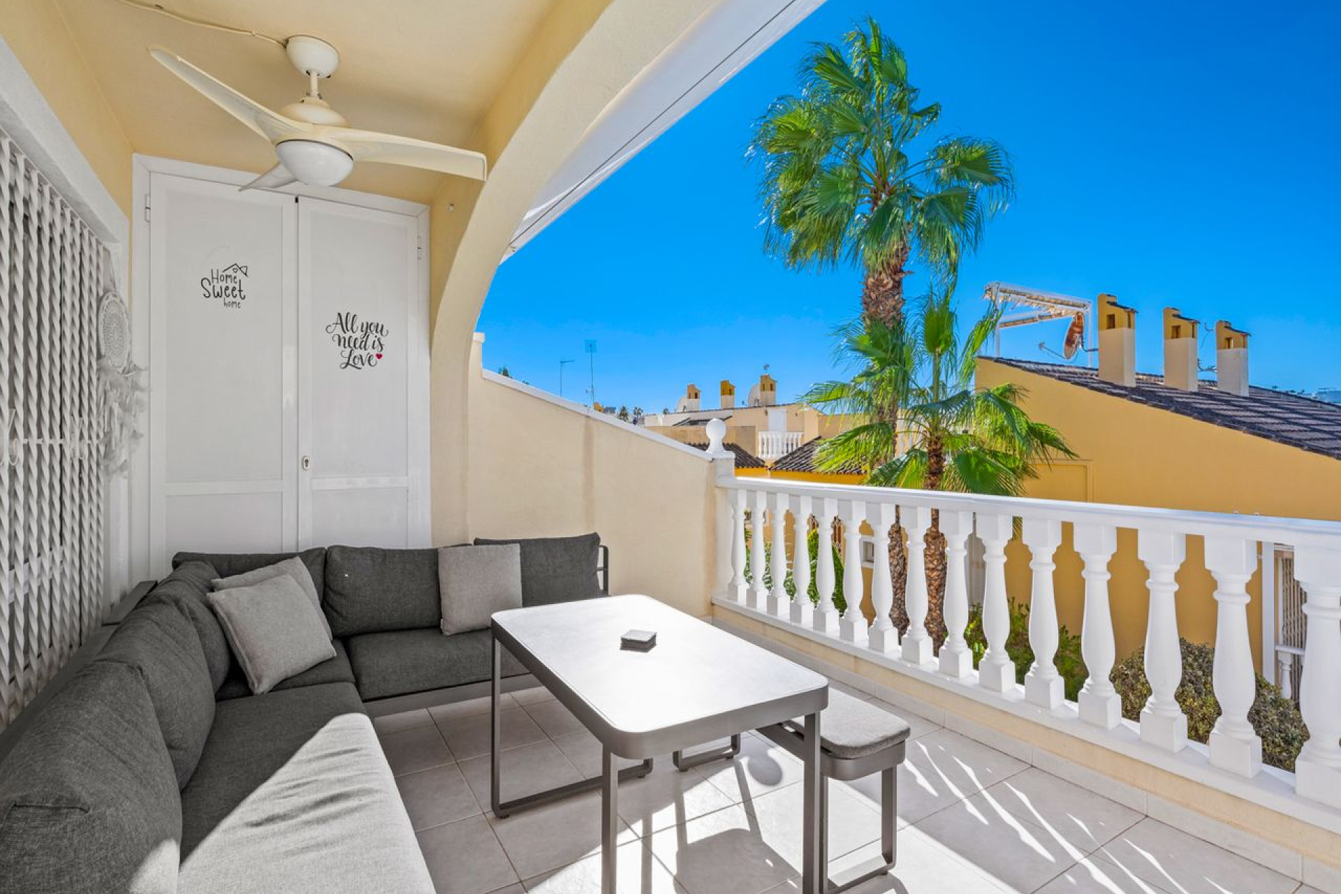 Herverkoop - 4. Halfvrijstaande villa - Benijofar - Costa Blanca Zuid