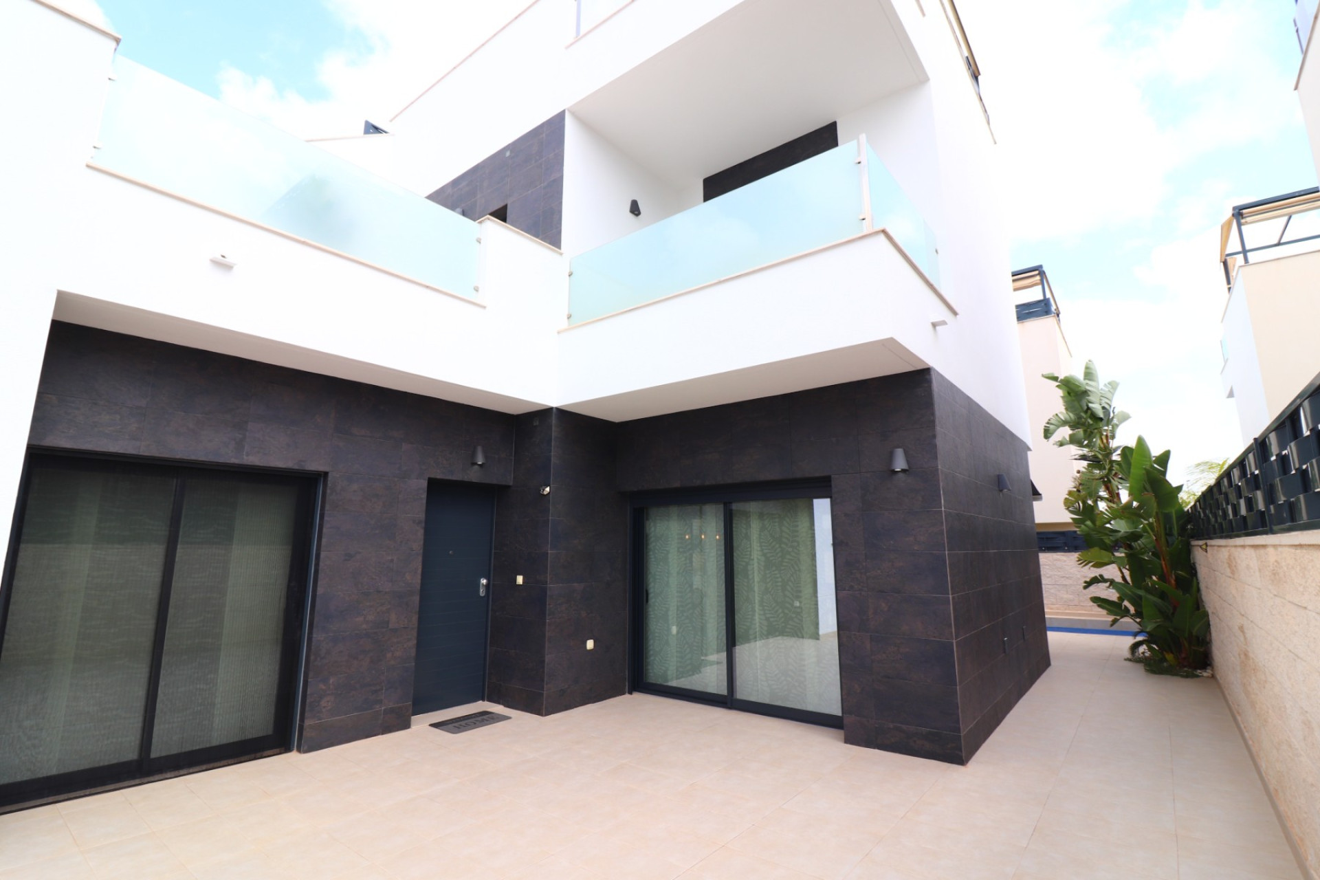 Herverkoop - 4. Halfvrijstaande villa - Benijófar - Costa Blanca Zuid
