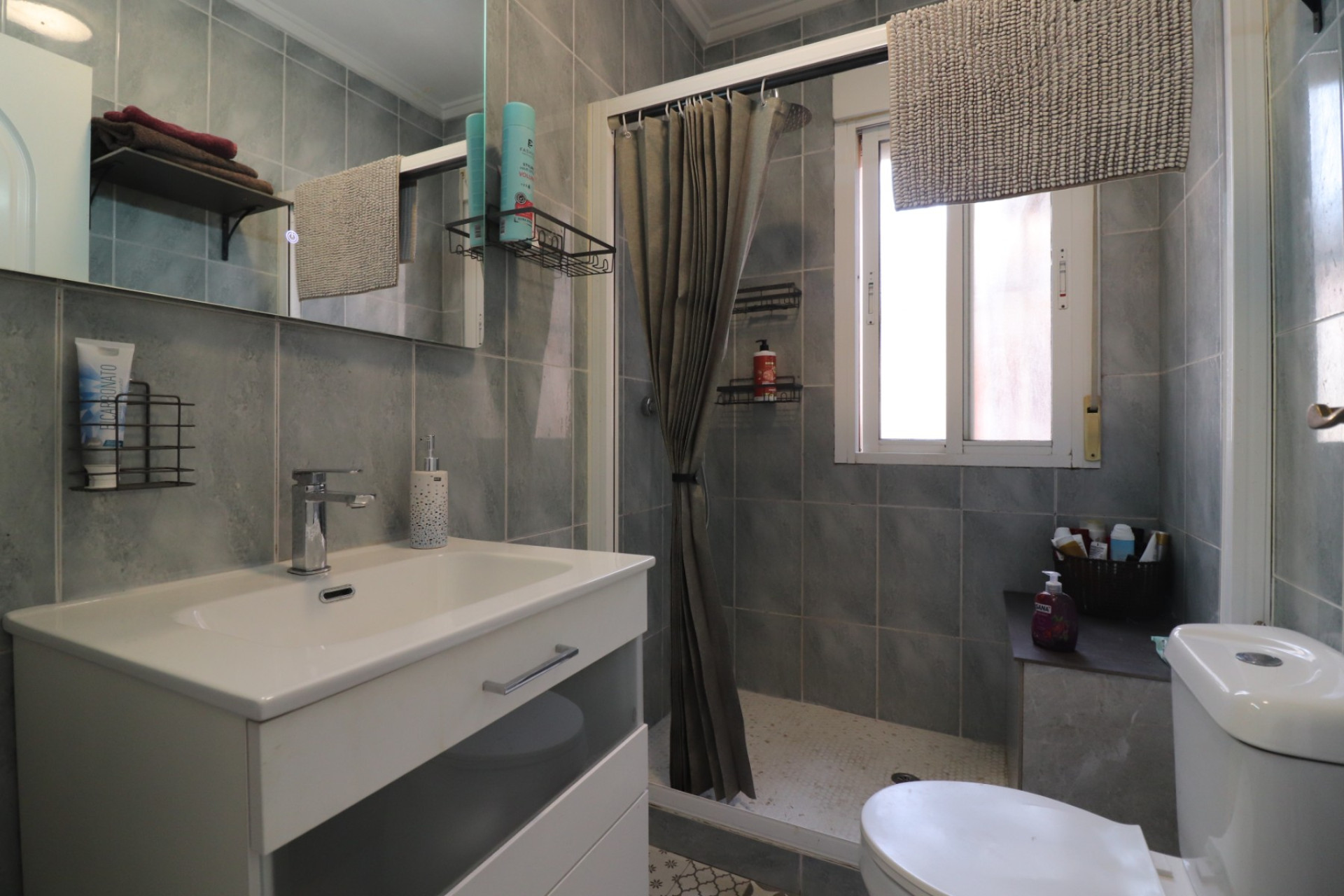 Herverkoop - 4. Halfvrijstaande villa - Benijófar - Costa Blanca Zuid