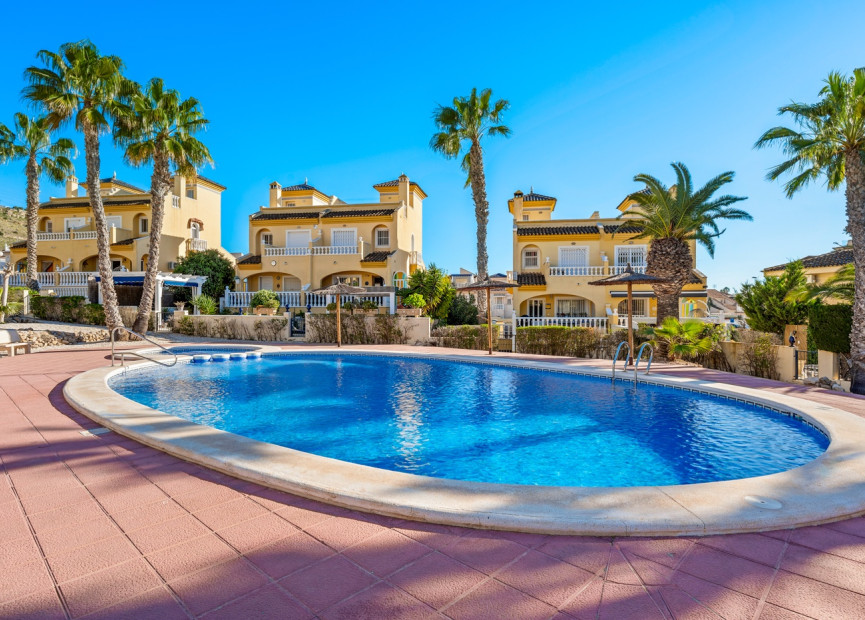 Herverkoop - 4. Halfvrijstaande villa - Benimar - Costa Blanca Zuid