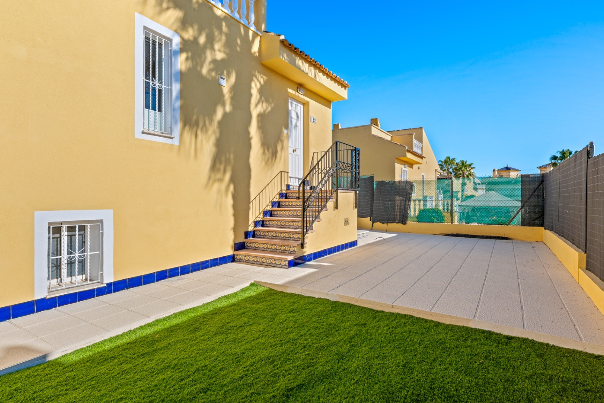 Herverkoop - 4. Halfvrijstaande villa - Benimar - Costa Blanca Zuid